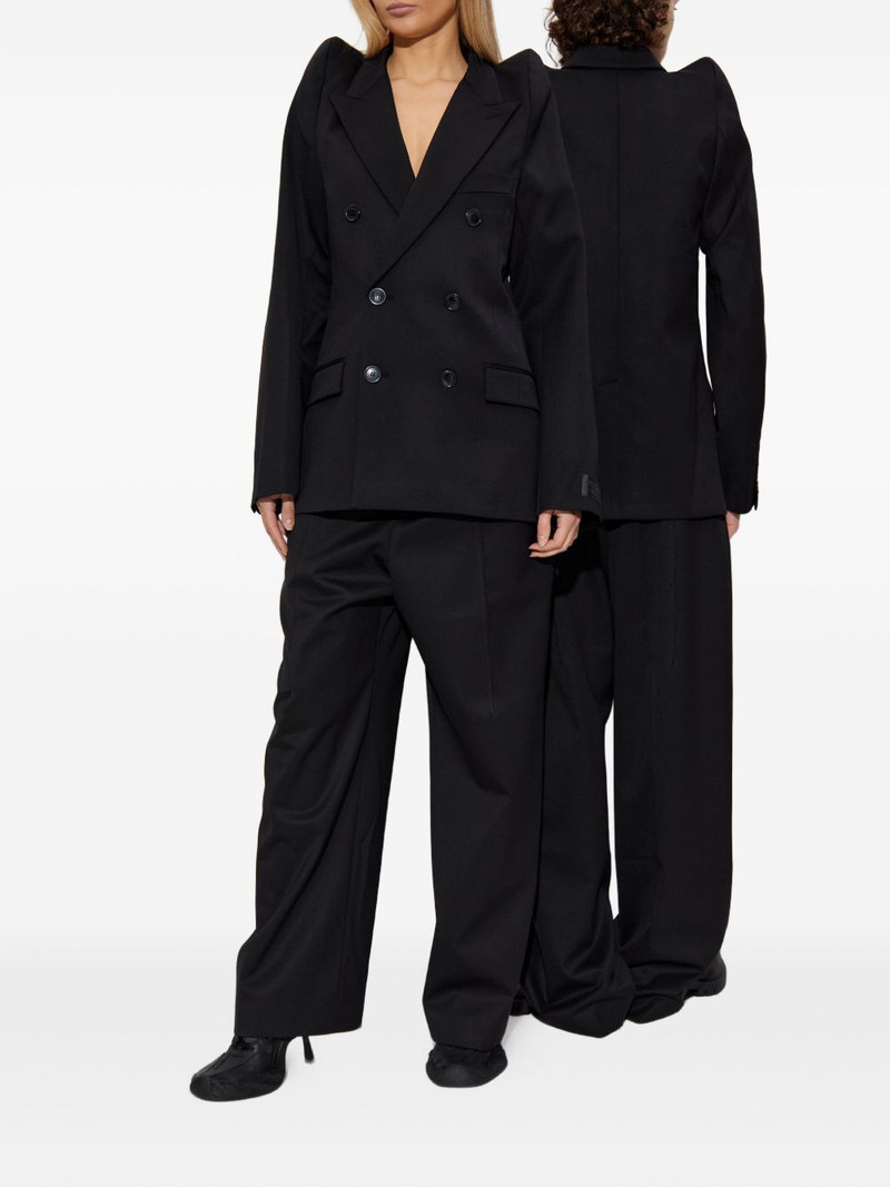 VETEMENTS padded-shoulder double-breasted jacket outlook