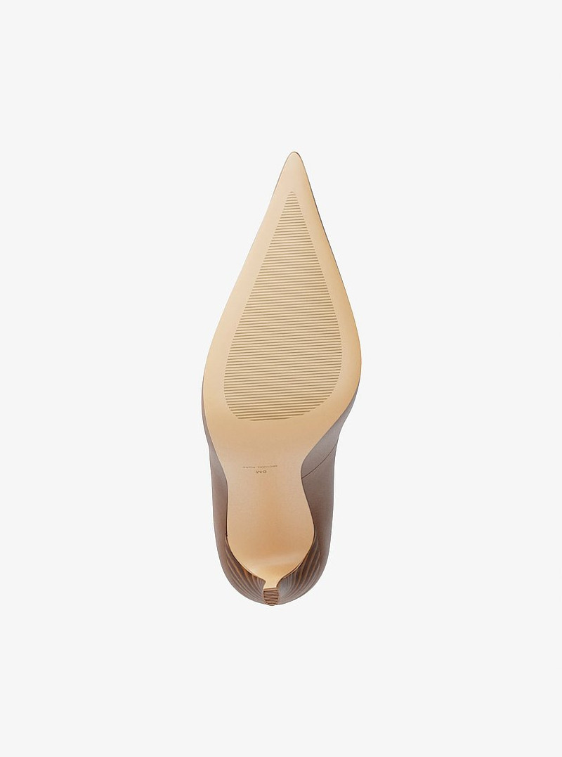 Elyse Leather Pump 6