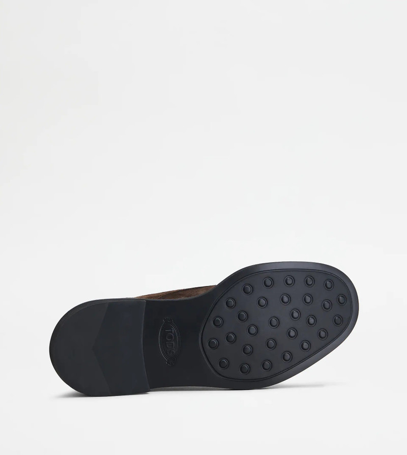 SUEDE에서 LACE-UPS - BROWN 5