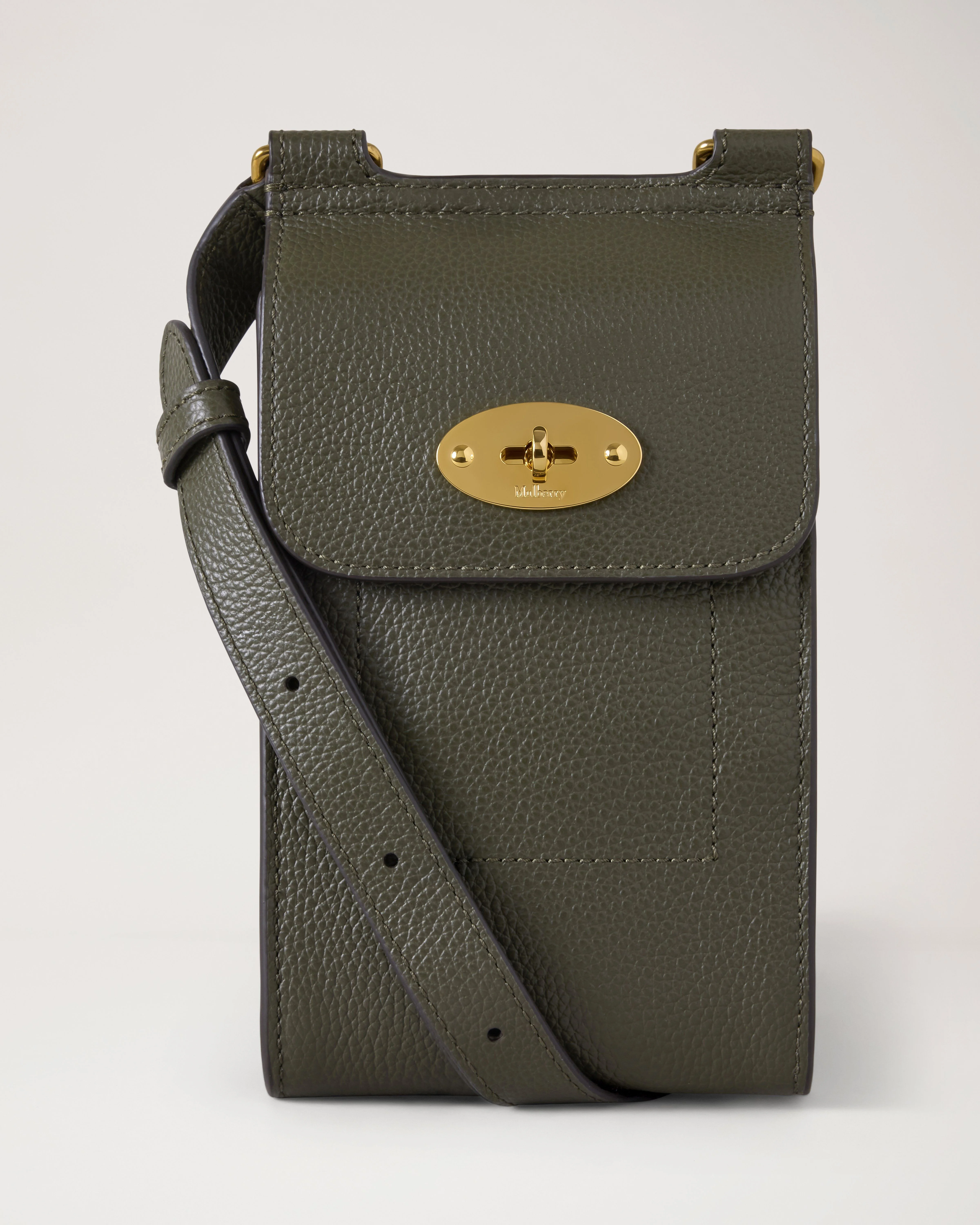 Mini Antony
Juniper Green Small Classic Grain - 1