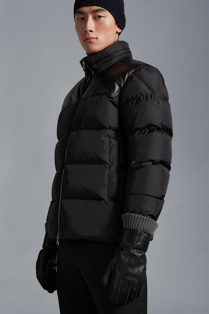 Moncler Leather Gloves outlook