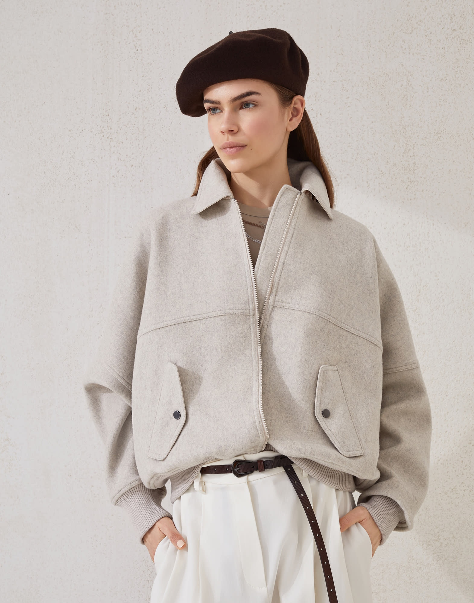 Cashmere and wool double cloth bomber jacket with shiny zipper pull - 4