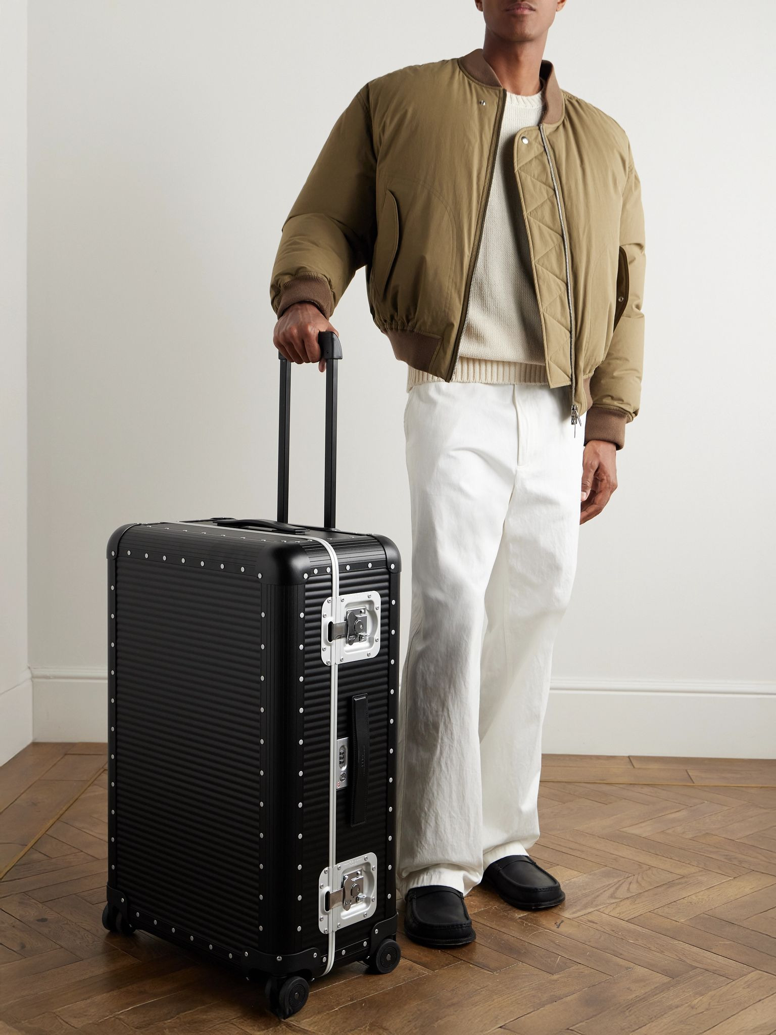 Bank Spinner 76cm Leather-Trimmed Polycarbonate Spinner Suitcase Black - 2