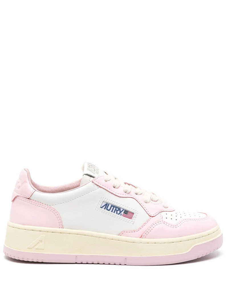 Medalist Low Sneakers 1