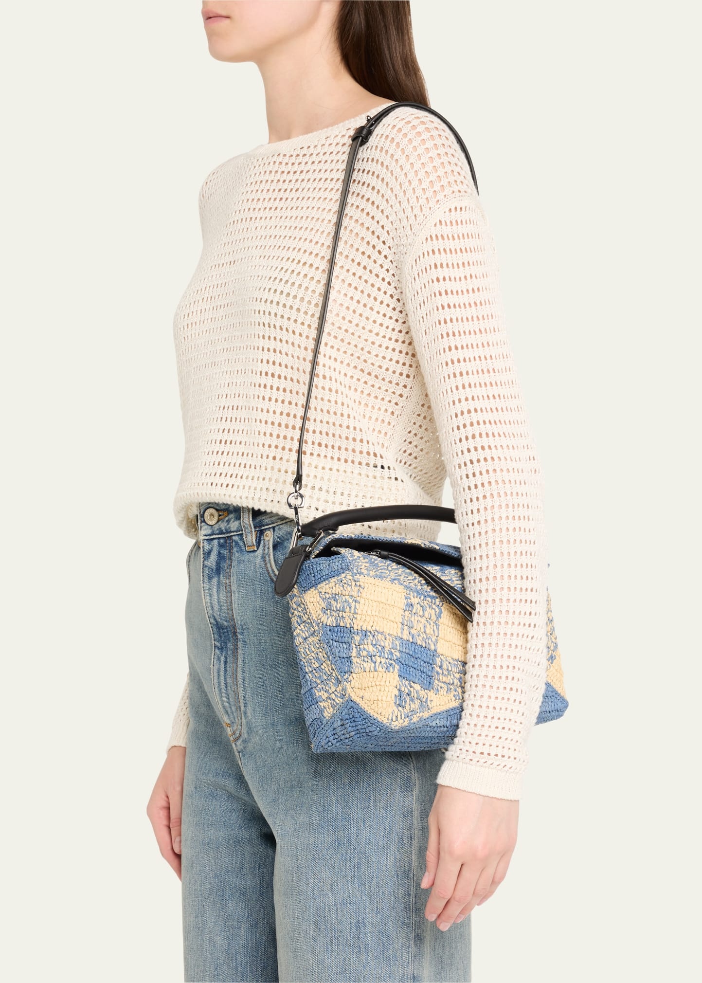 Small Puzzle Edge Shoulder Bag in Gingham Raffia - 2