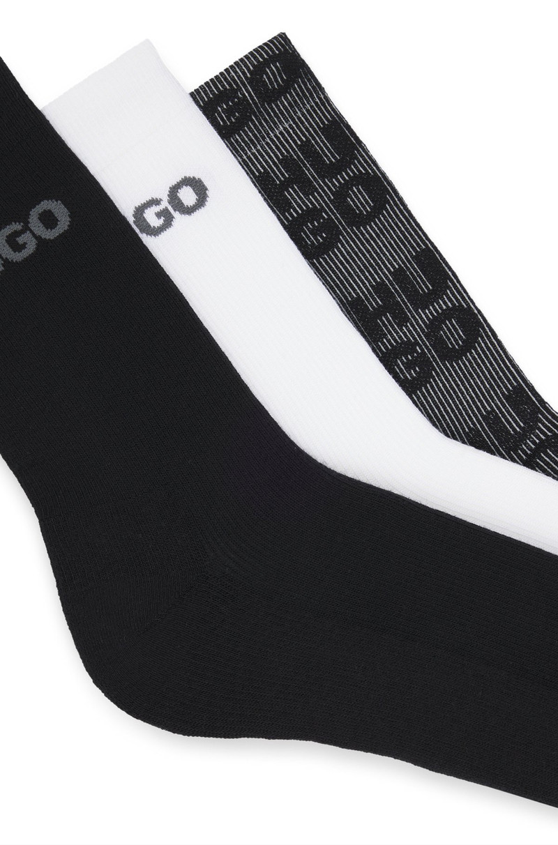 HUGO THREE-PACK OF SHORT-LENGTH LOGO SOCKS outlook