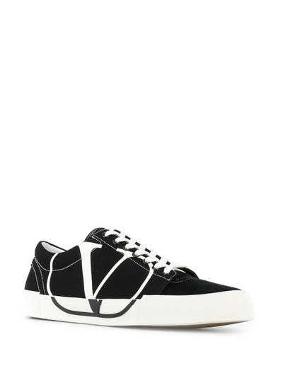 Valentino VLOGO sneakers outlook