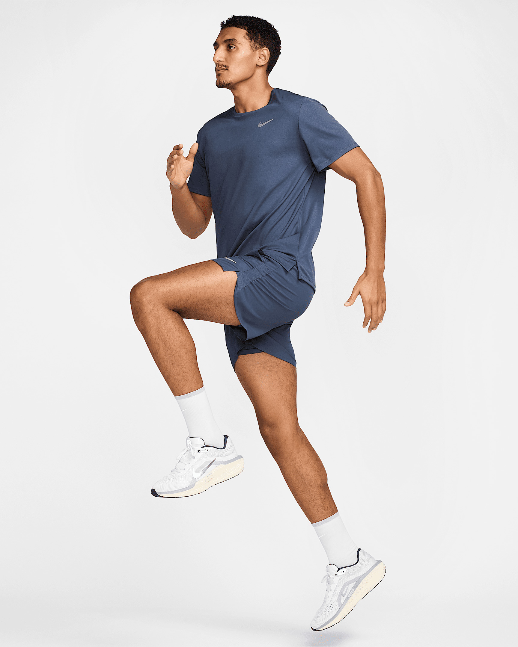 Nike Miler Men's Dri-FIT UV Short-Sleeve Running Top - 5
