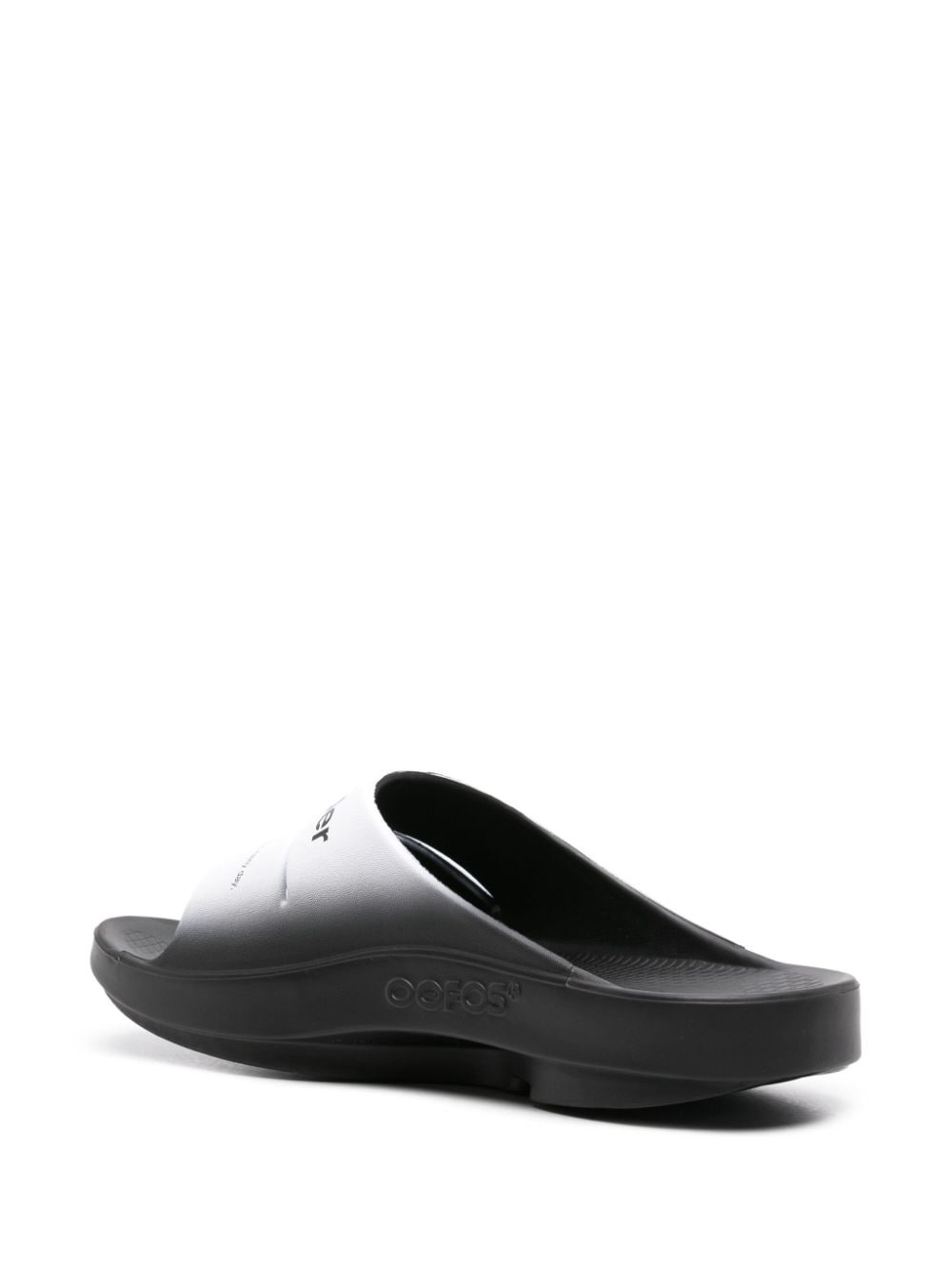 Ooahh logo-print slides - 3