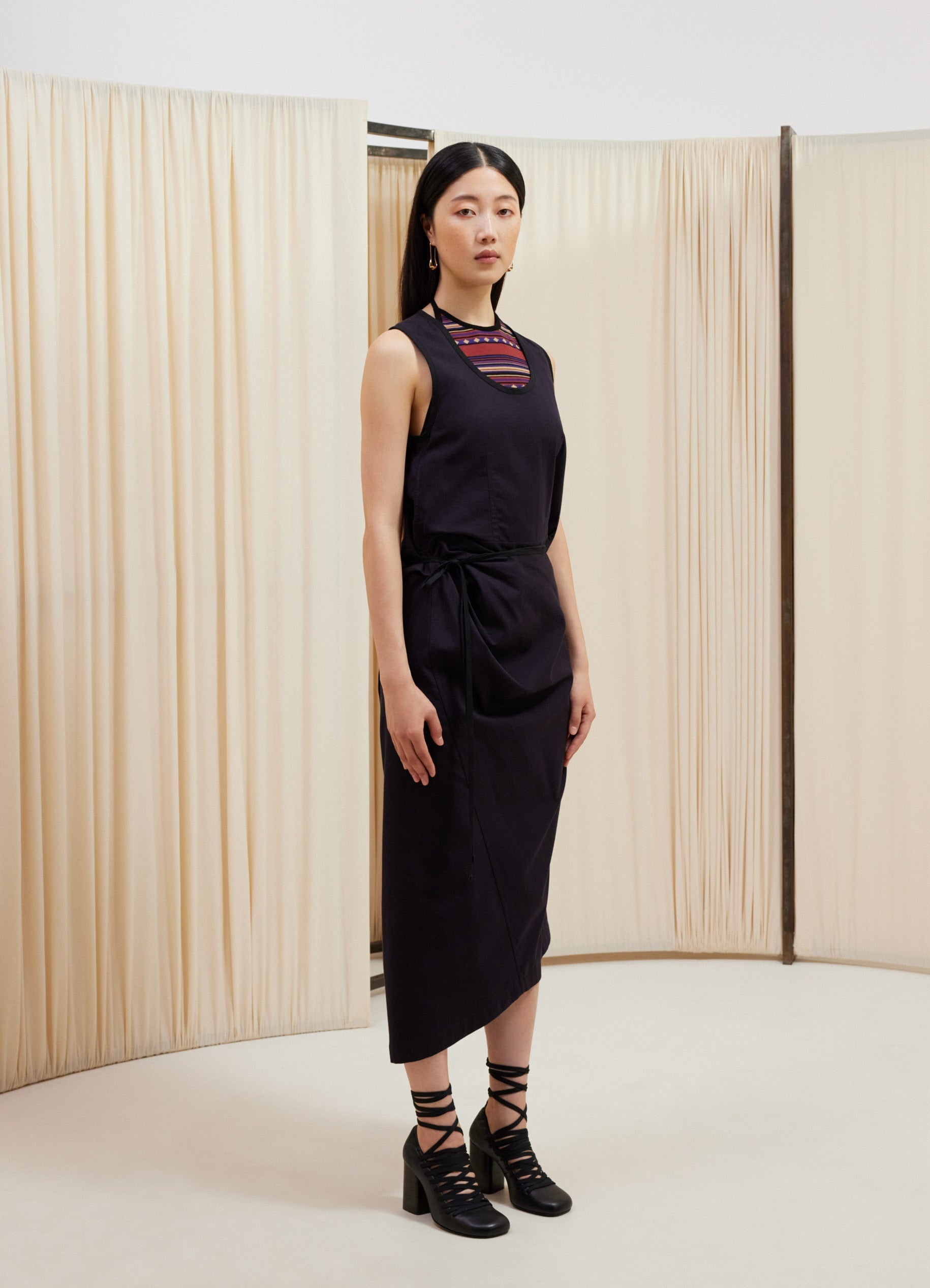 Lemaire｜DRESSES (SLEEVELESS WRAP DRESS (DR1053 LF1253 8 Lemaire Sleeveless Wrap Dress in Midnight Indigo – Diamond