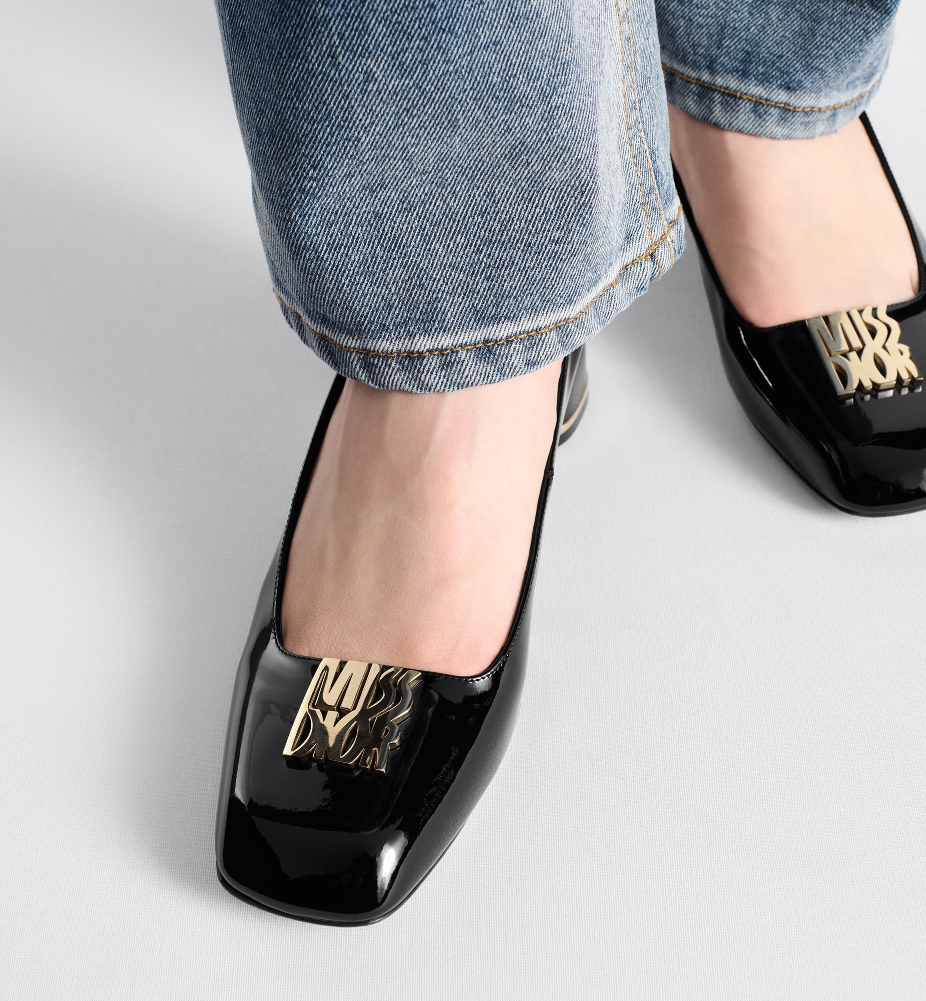 【送料&関税込】Dior Miss Pumps Dior Miss Dior Pump | REVERSIBLE