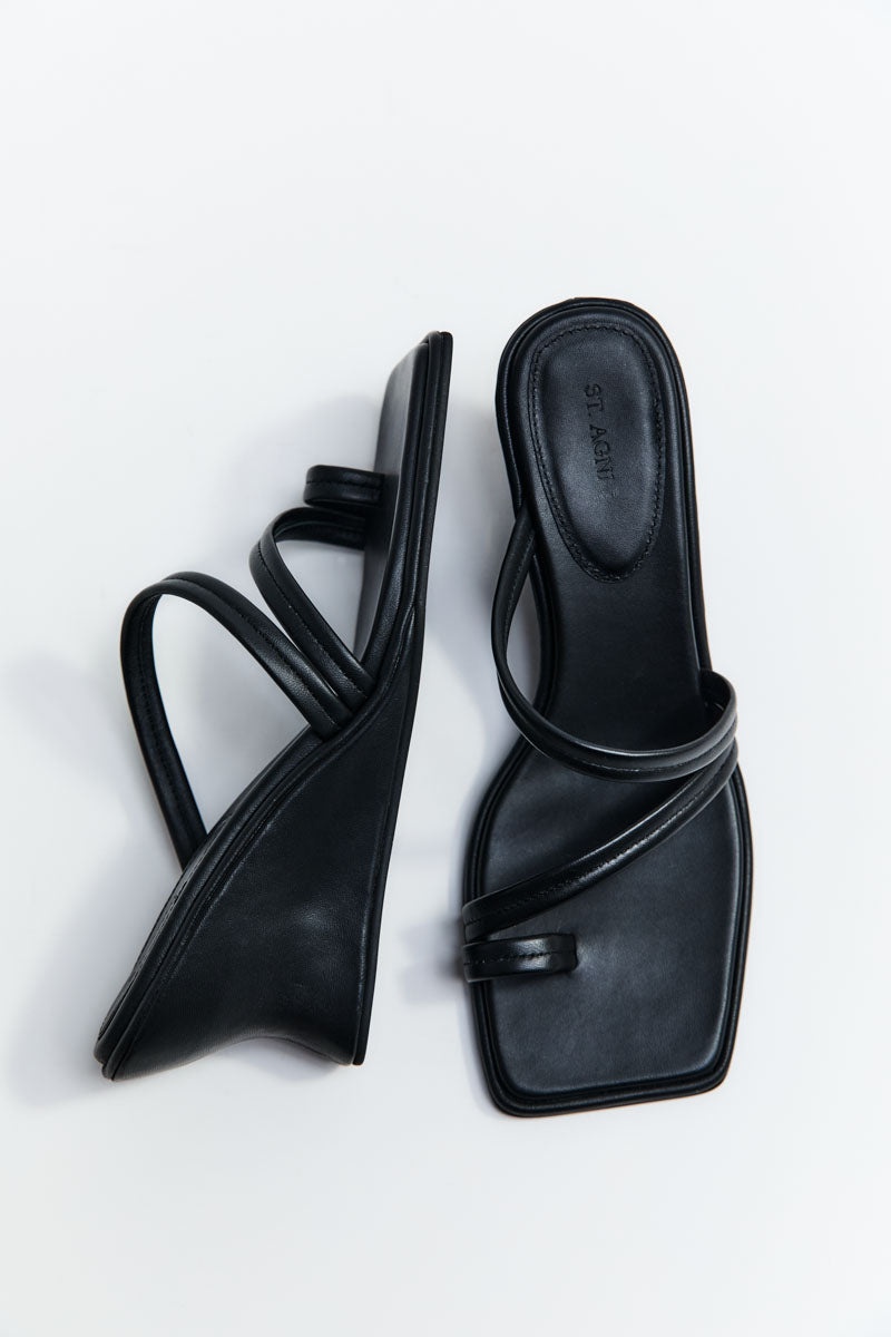 Soft Strap Contour Wedge - Black - 6
