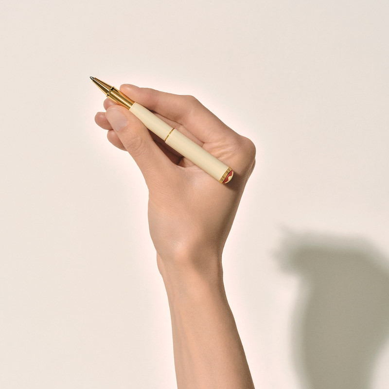 Montblanc MONTBLANC HERITAGE ROUGE ET NOIR "BABY" SPECIAL EDITION IVORY -COLORED ROLLERBALL outlook
