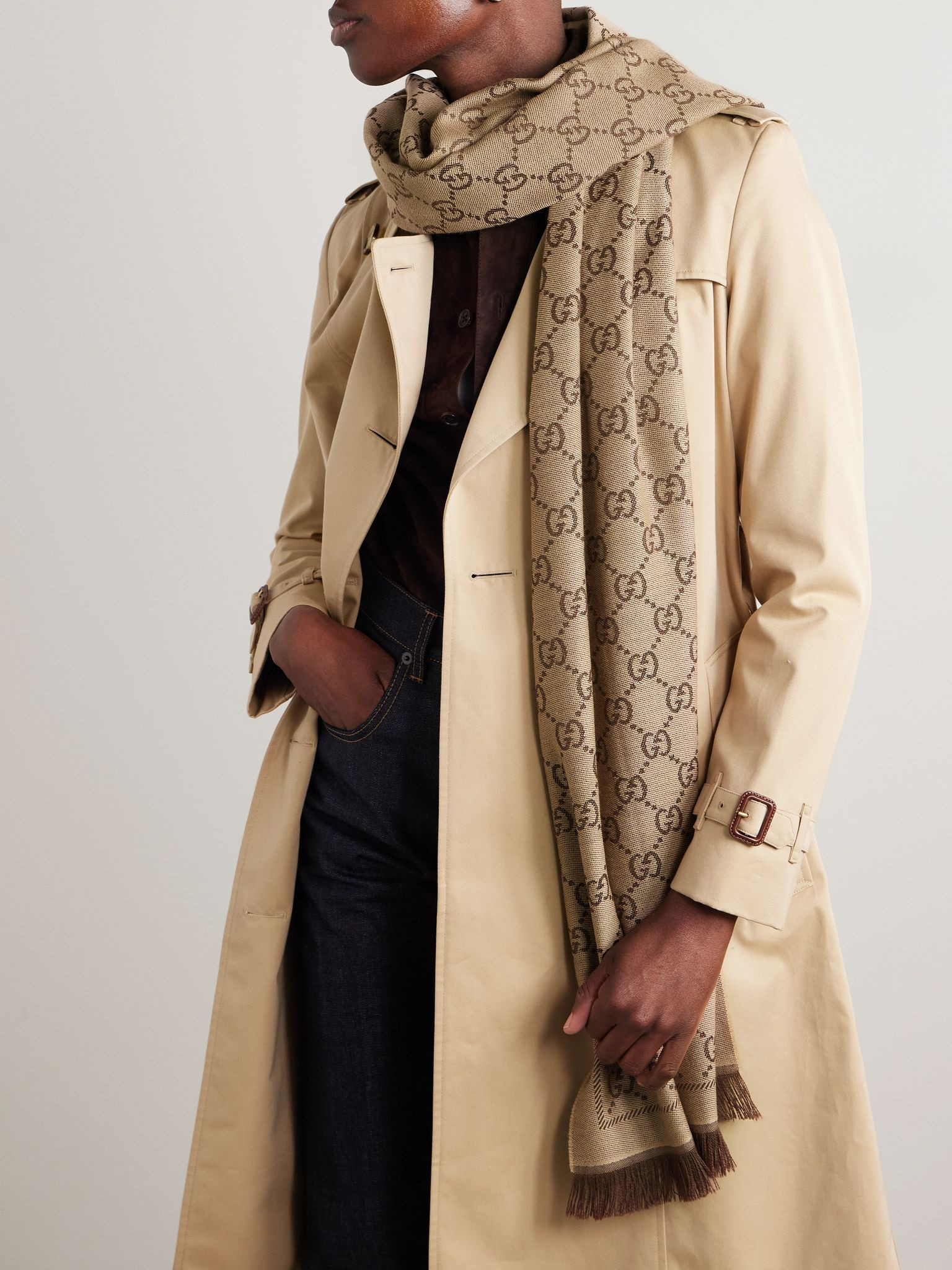 + NET SUSTAIN Sten reversible fringed organic wool-jacquard scarf Brown - 2