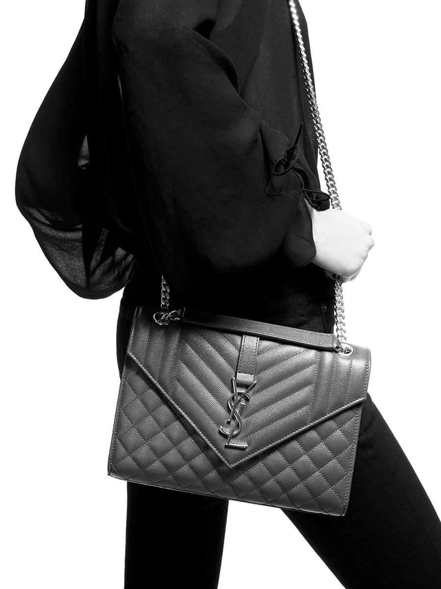 Envelope Medium Bag in Mix Matelassé Grain de Poudre Embossed Leather - 8