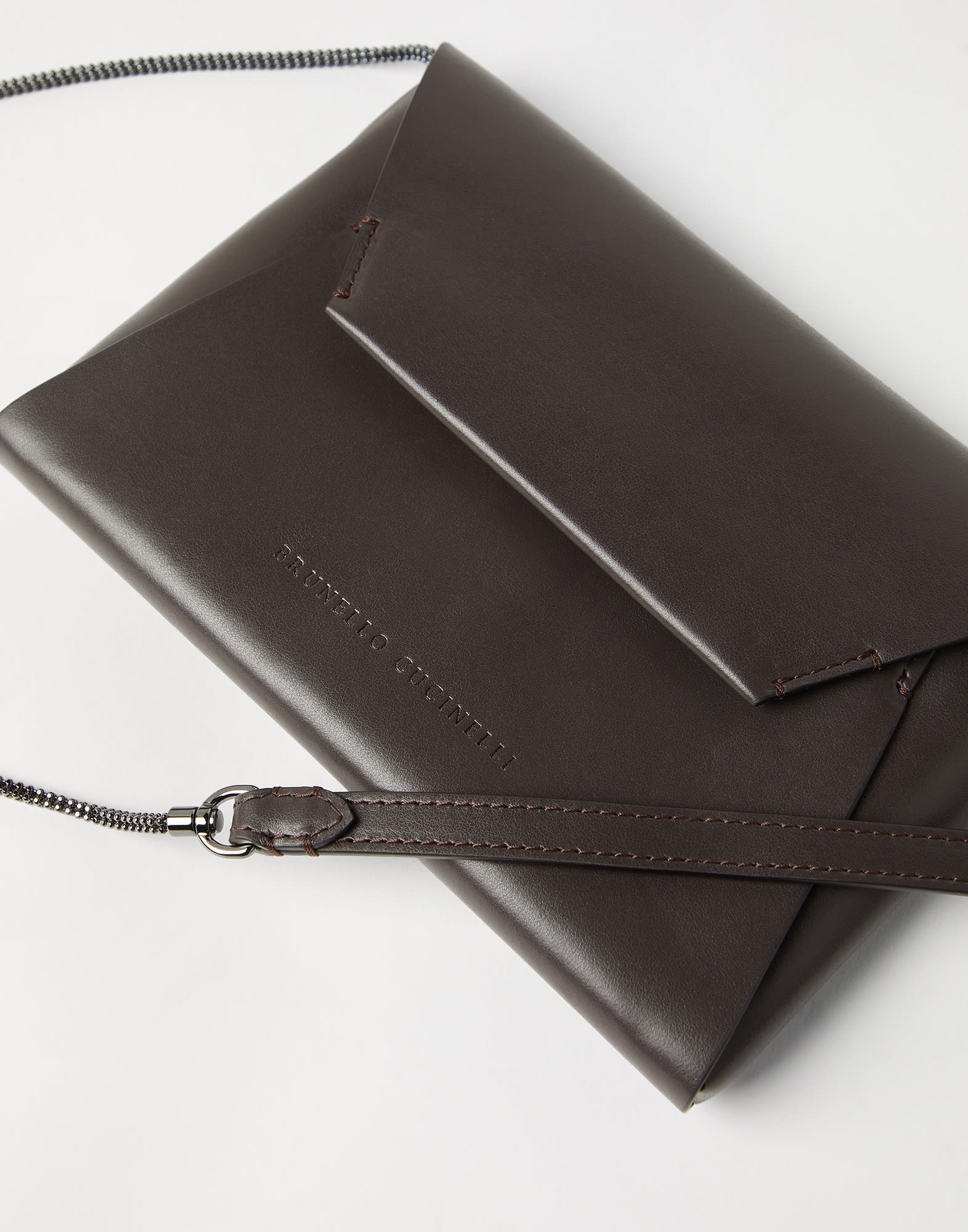 BC Duo pochette in grained calfskin with precious chain - 3