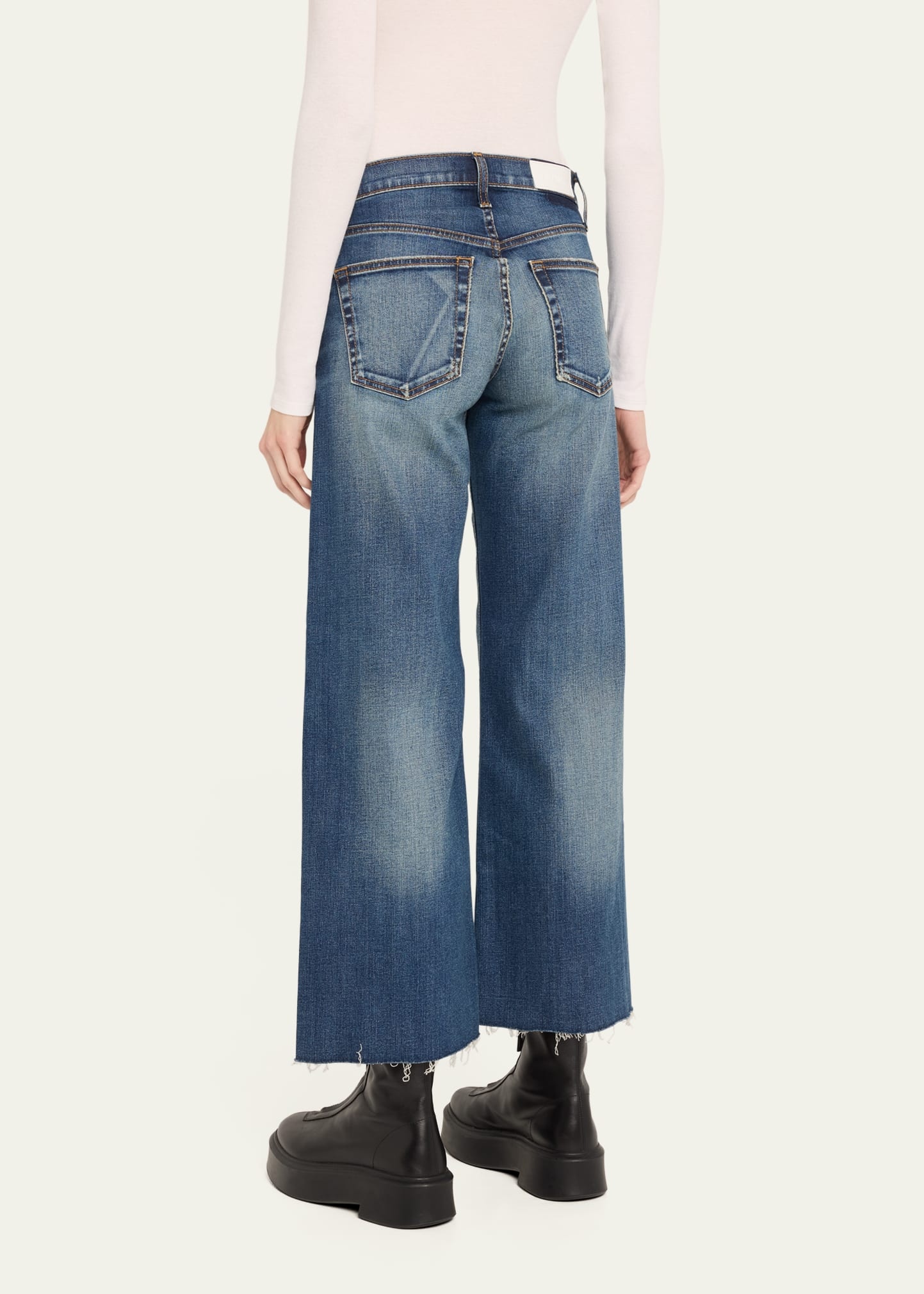 Mid-Rise Wide-Leg Cropped Jeans - 3