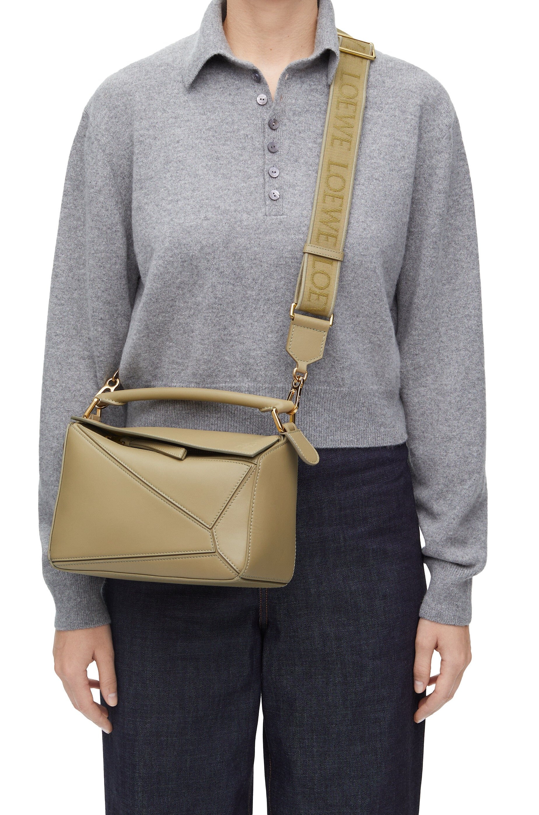 Small Puzzle bag in satin calfskin - 4