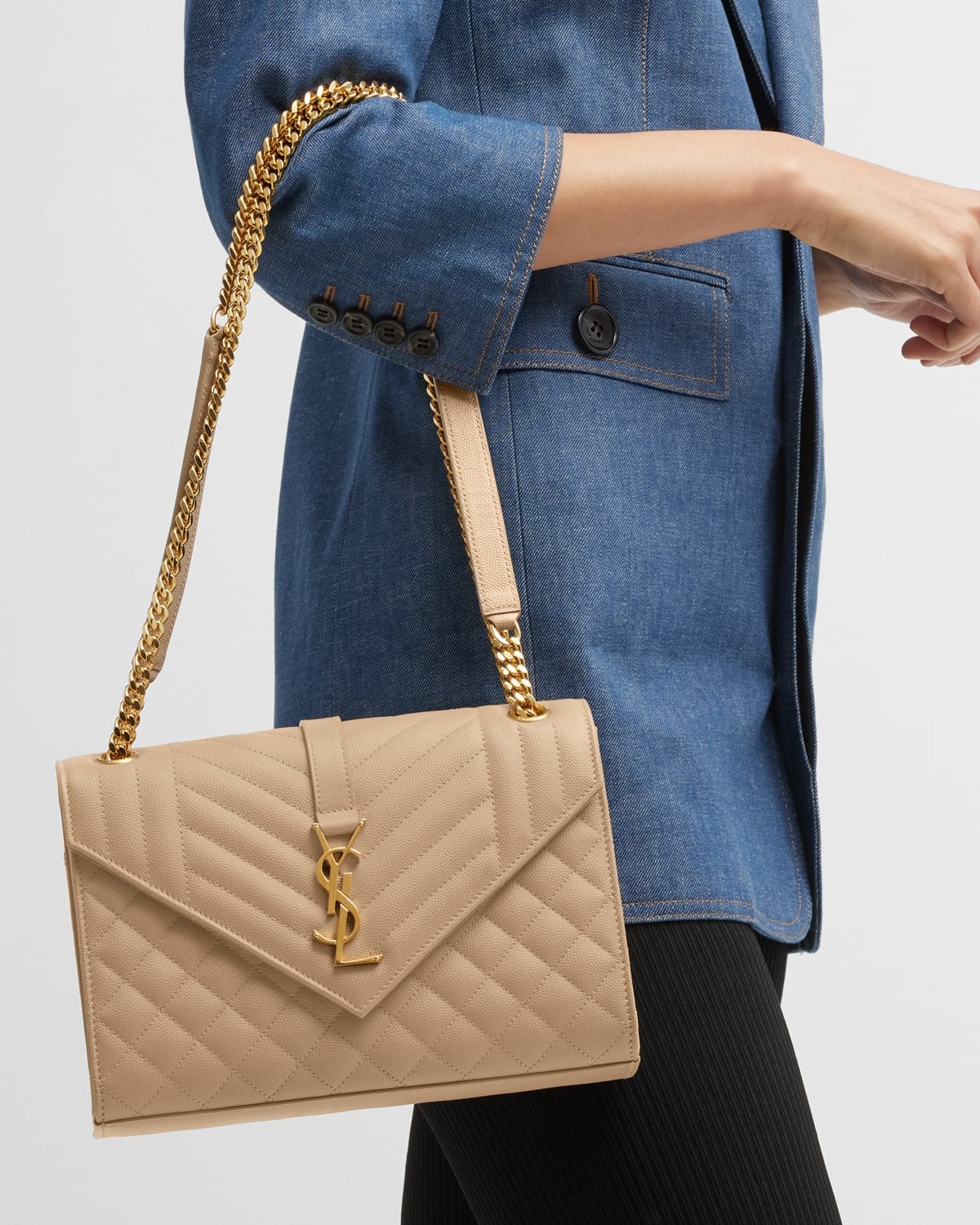 Envelope Triquilt Medium YSL Shoulder Bag in Grained Leather - 6