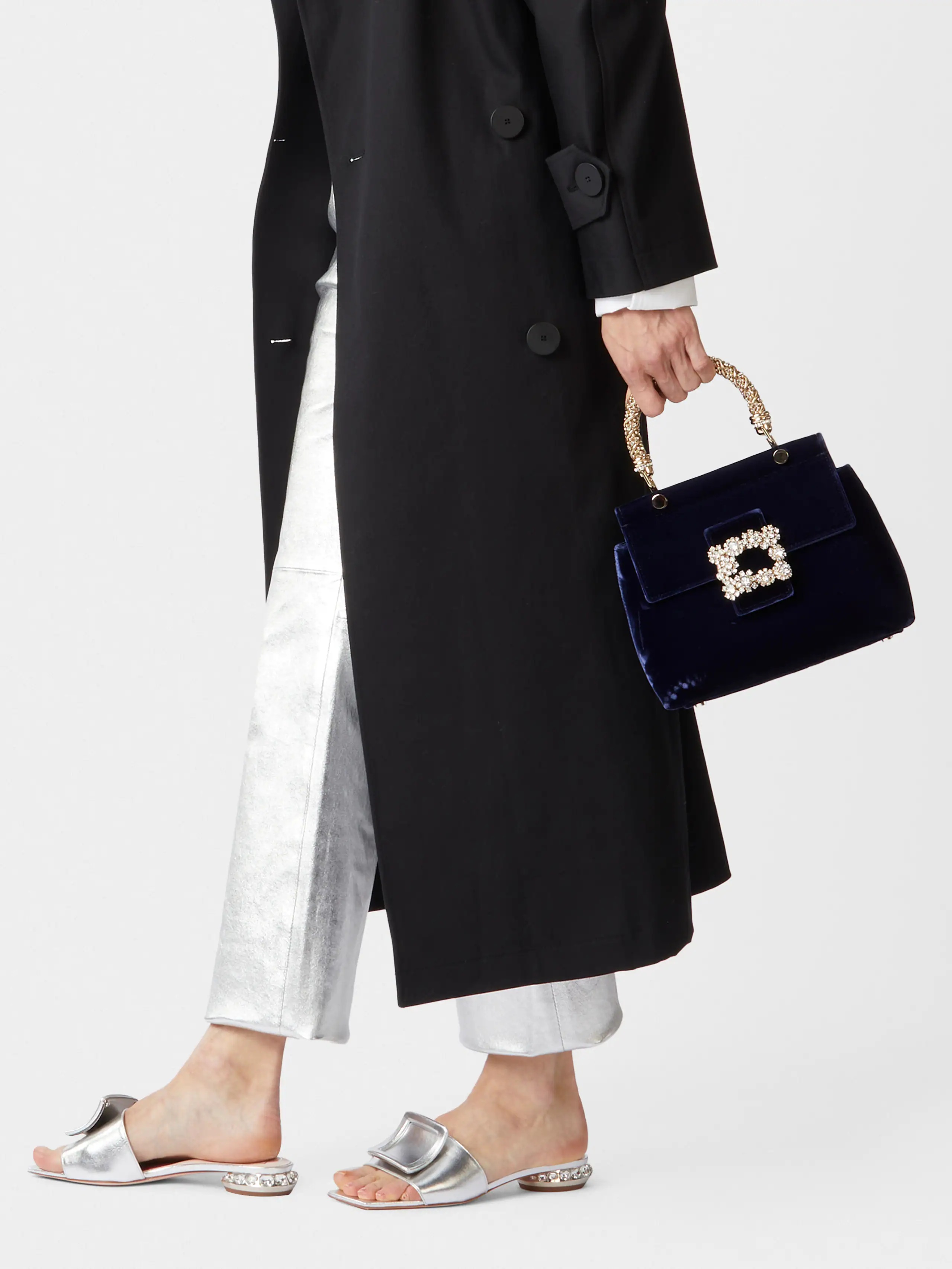 ROGER VIVIER/Viv' Cabas フラワーストラスバックル ミニバッグ Roger Vivier】フラワーストラスバックル Viv'Cabasミニバッグ