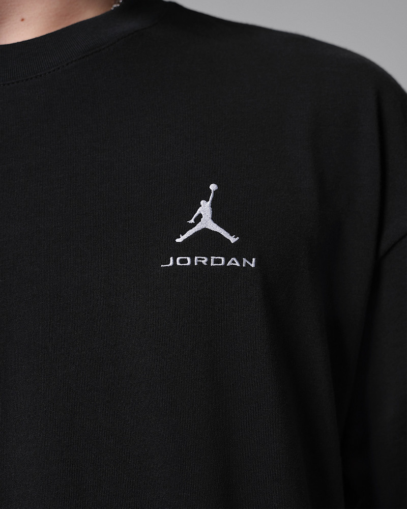 Jordan Men's Oversized T-Shirt 4