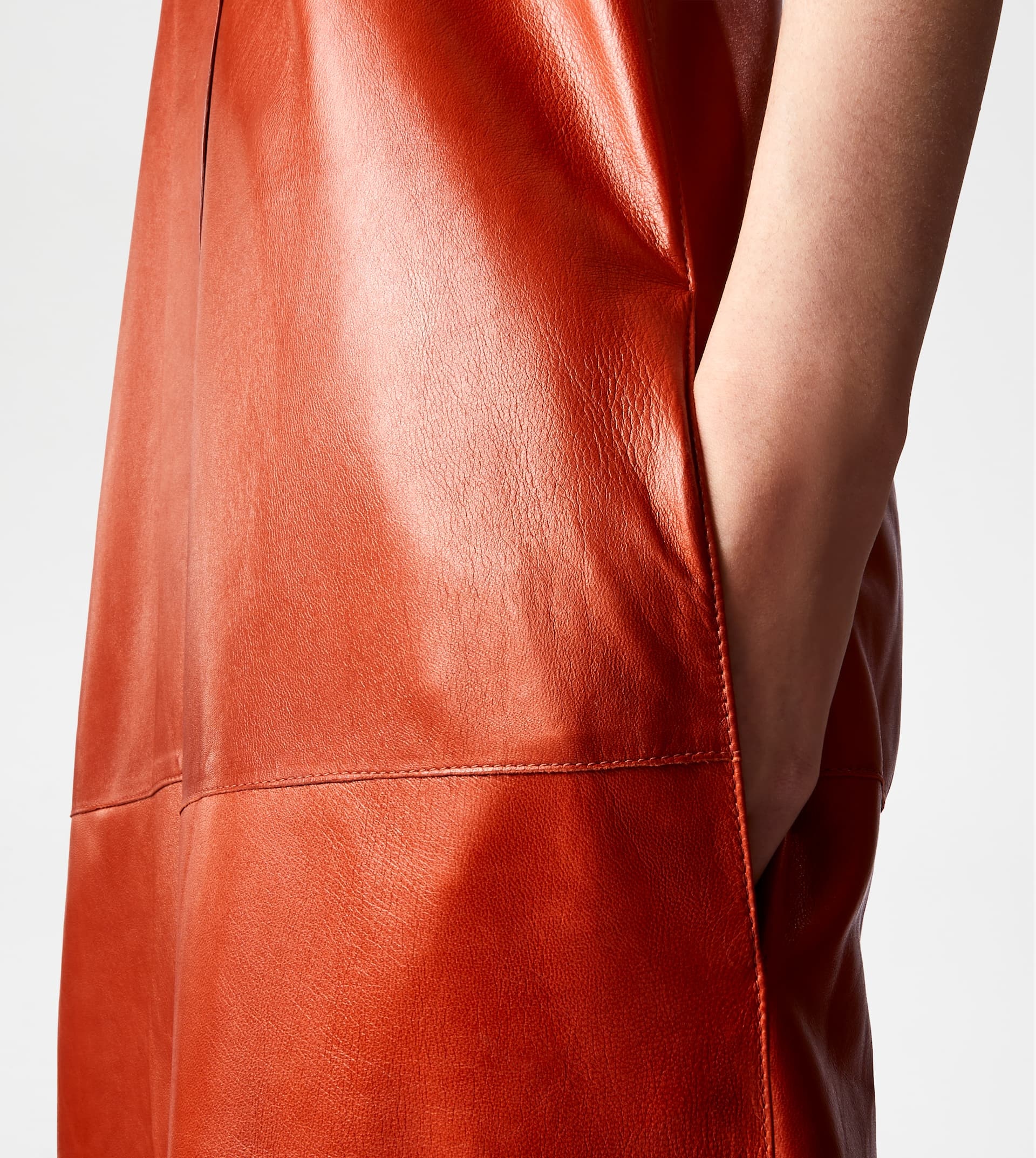 DRESS IN LEATHER WITH HALTERNECK COLLAR - BROWN - 6