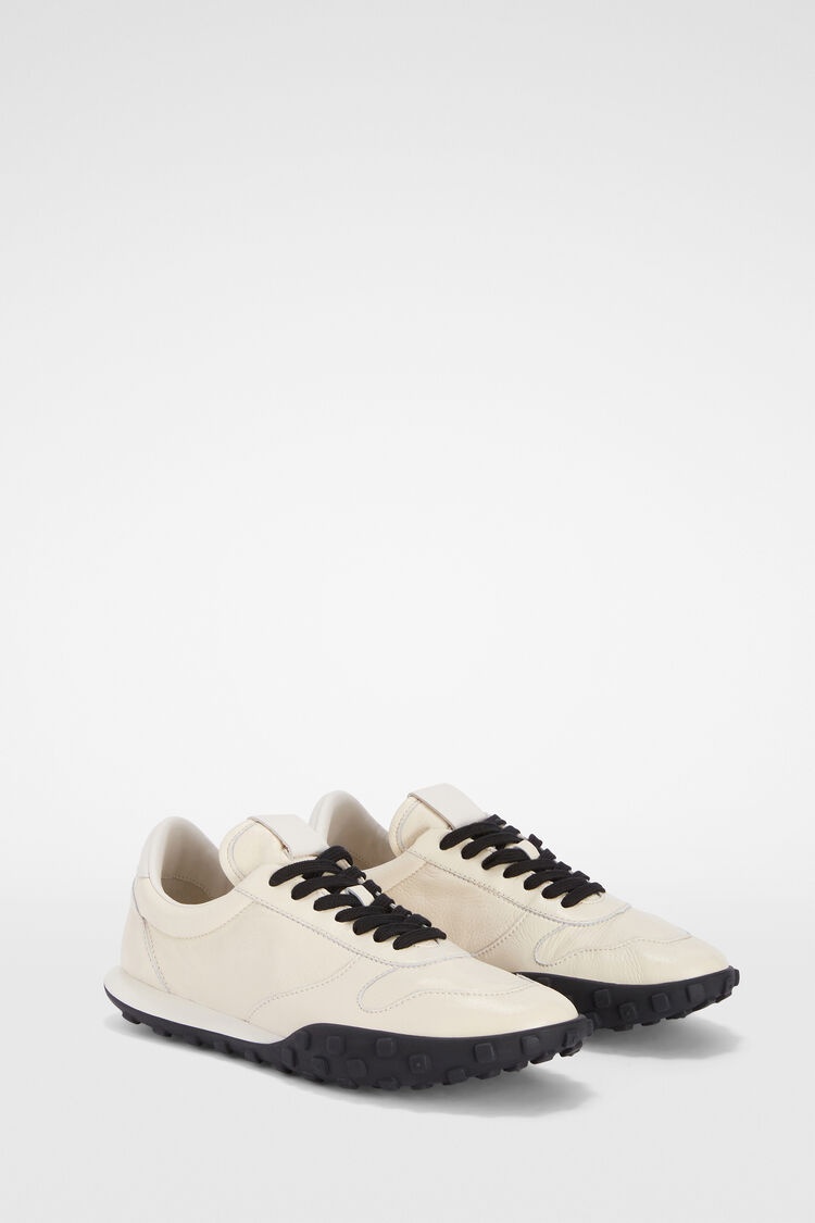 Moon Sneaker - 3