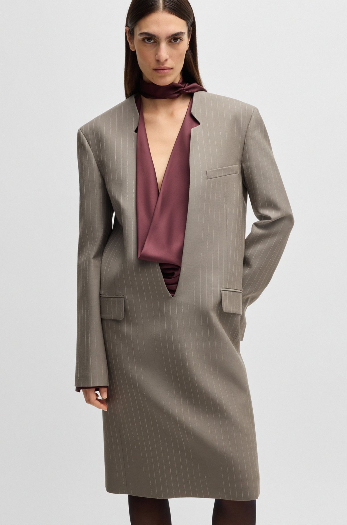V-FRONT DRESS IN PINSTRIPE VIRGIN WOOL - 5