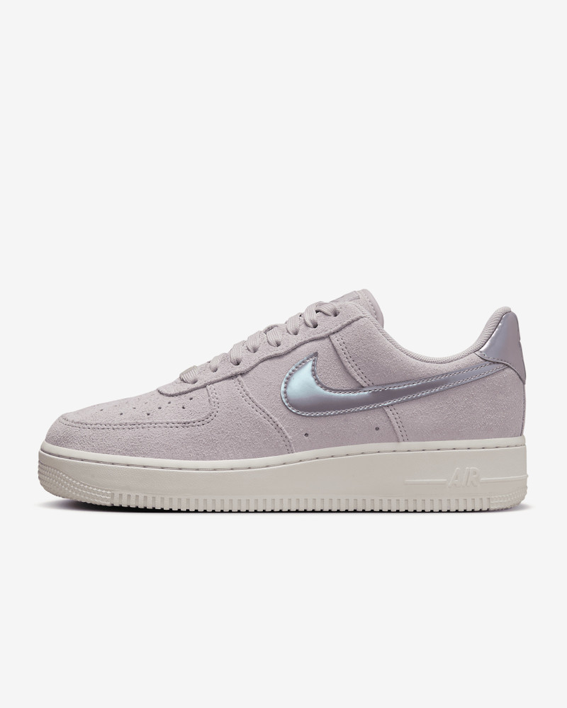 Nike Air Force 1 '07 SE Women's Shoes - 1