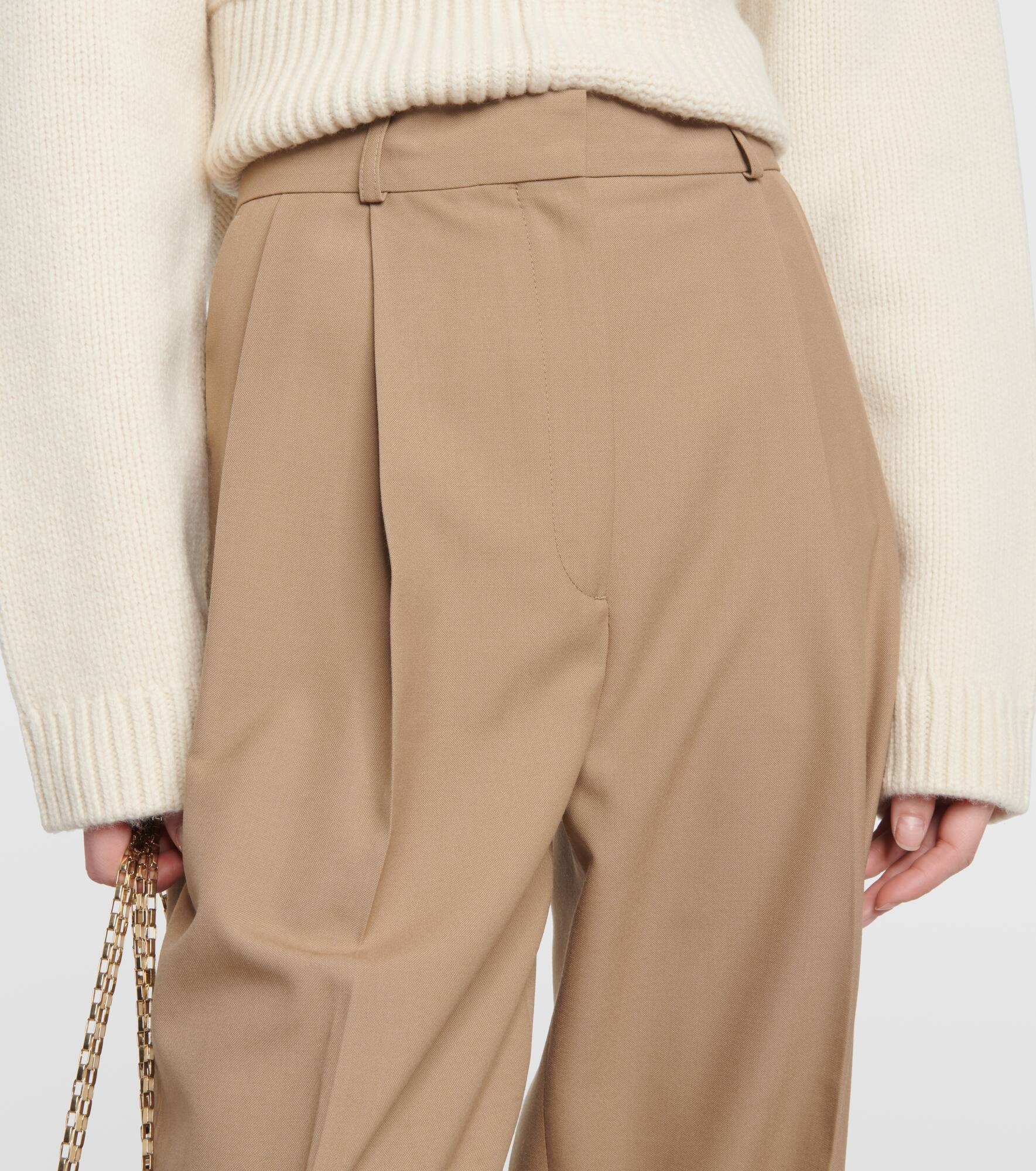 Pleated straight pants - 4
