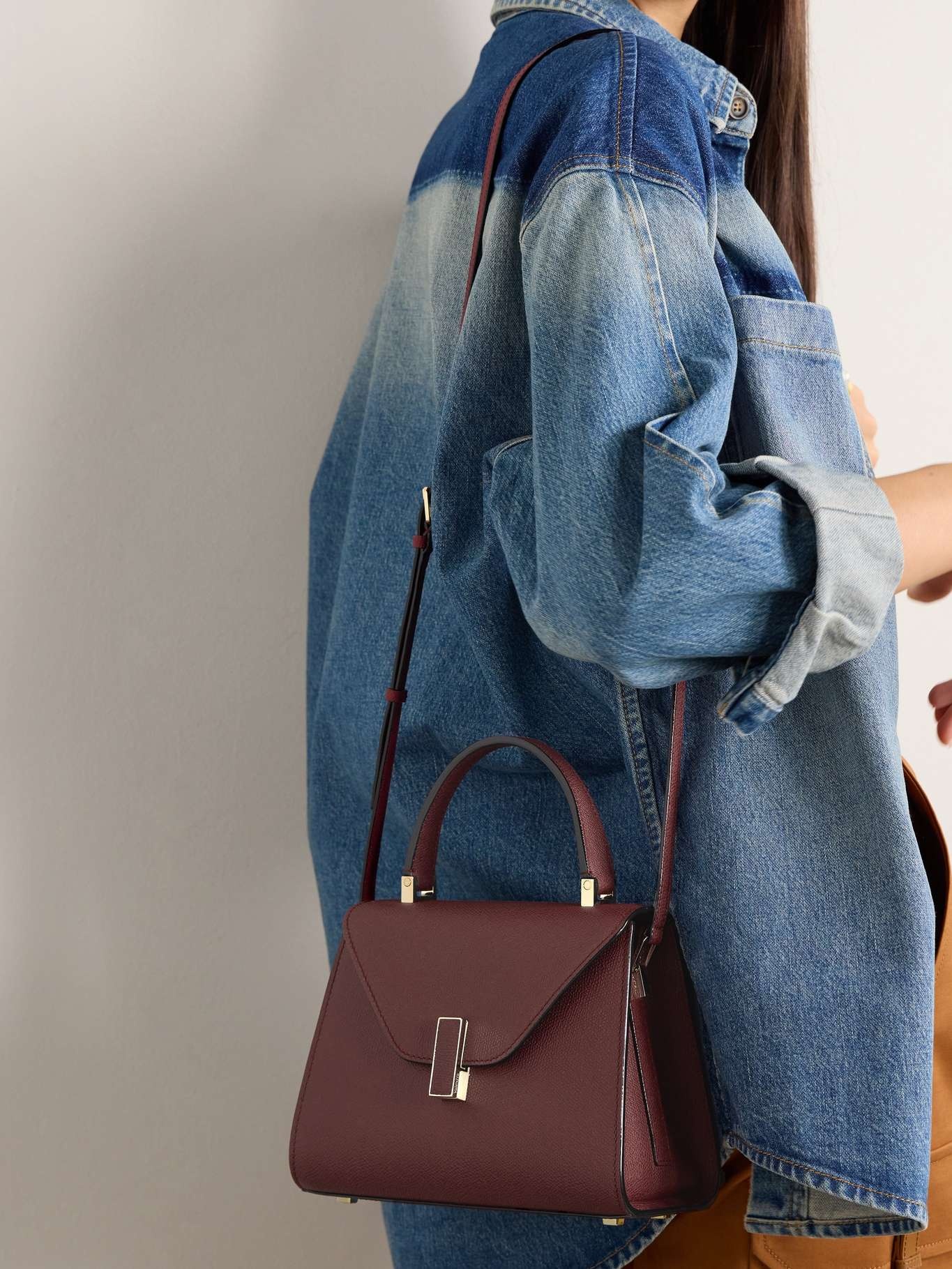 Iside mini textured-leather shoulder bag - 6