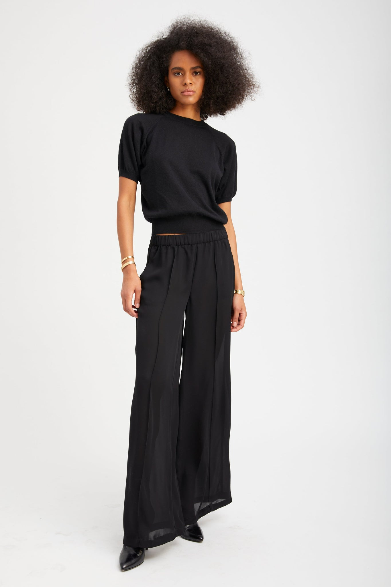 BLACK CASHMERE SHORT SLEEVE RAGLAN SWEATER - 2