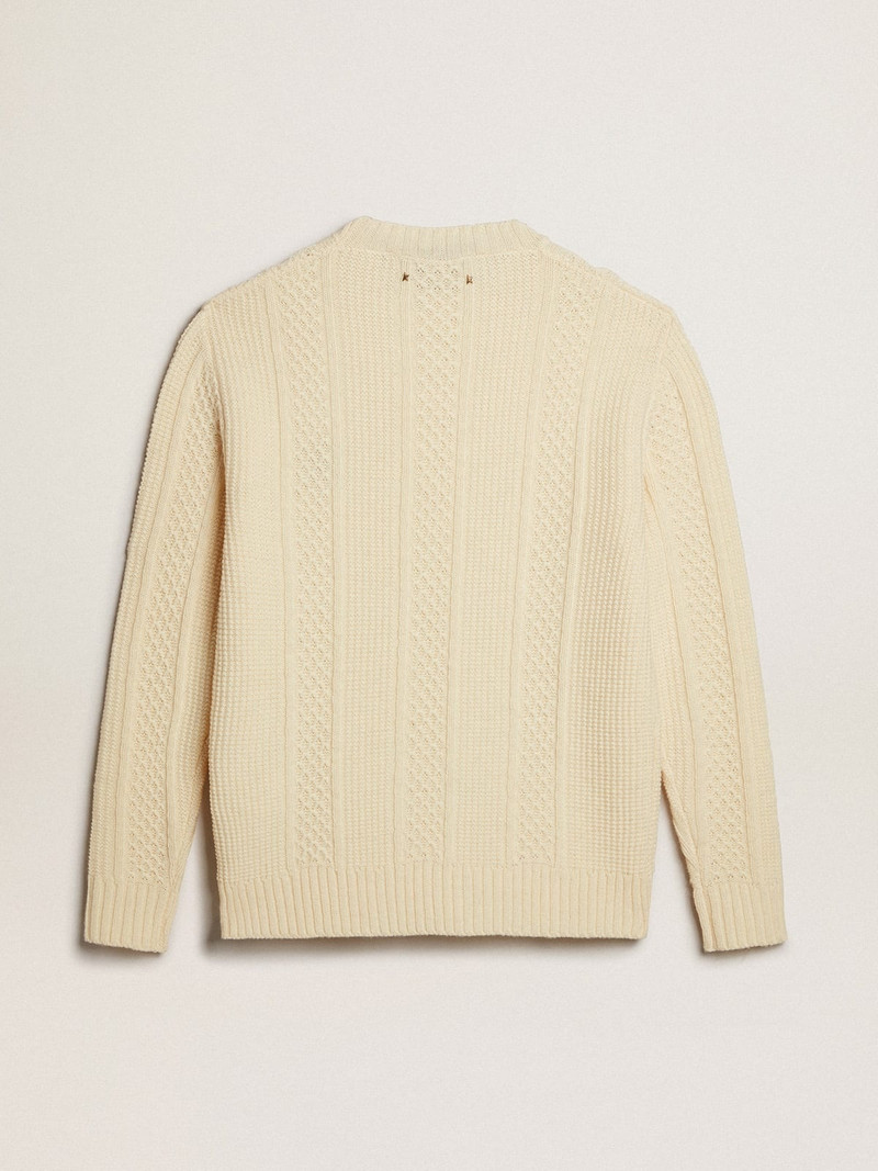 Round-neck sweater in wool with embroidery on the heart 5