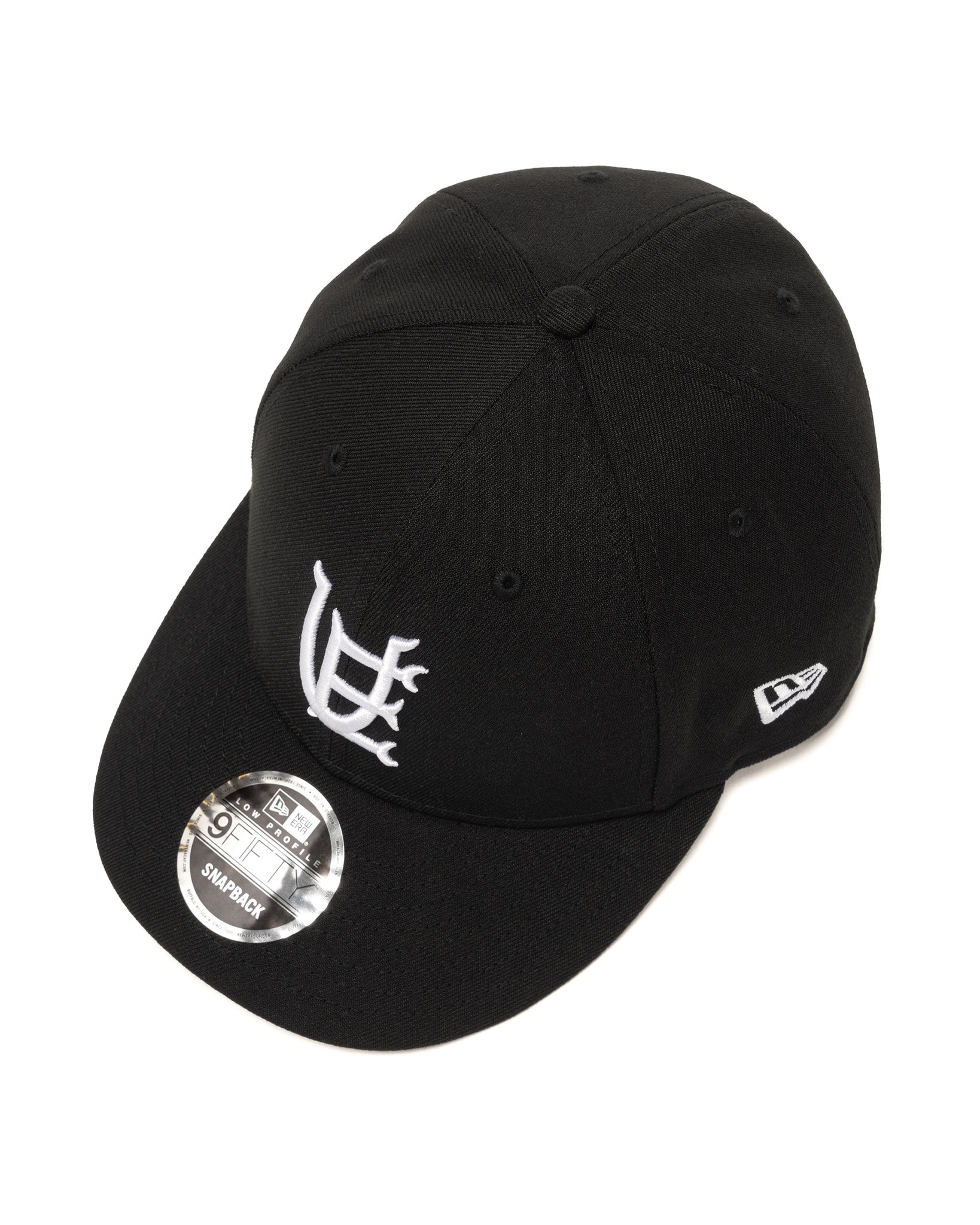 Uniform Experiment NEW ERA 9FIFTY LOW PROFILE CAP BLACK | REVERSIBLE