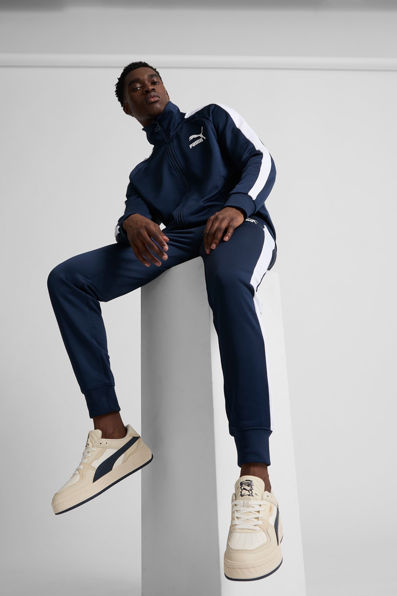 Iconic T7 Men's Track Pants - 5