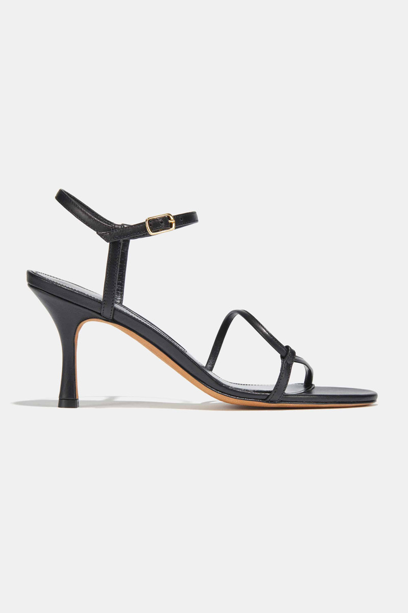 LOOP HEEL IN BLACK NAPPA 1