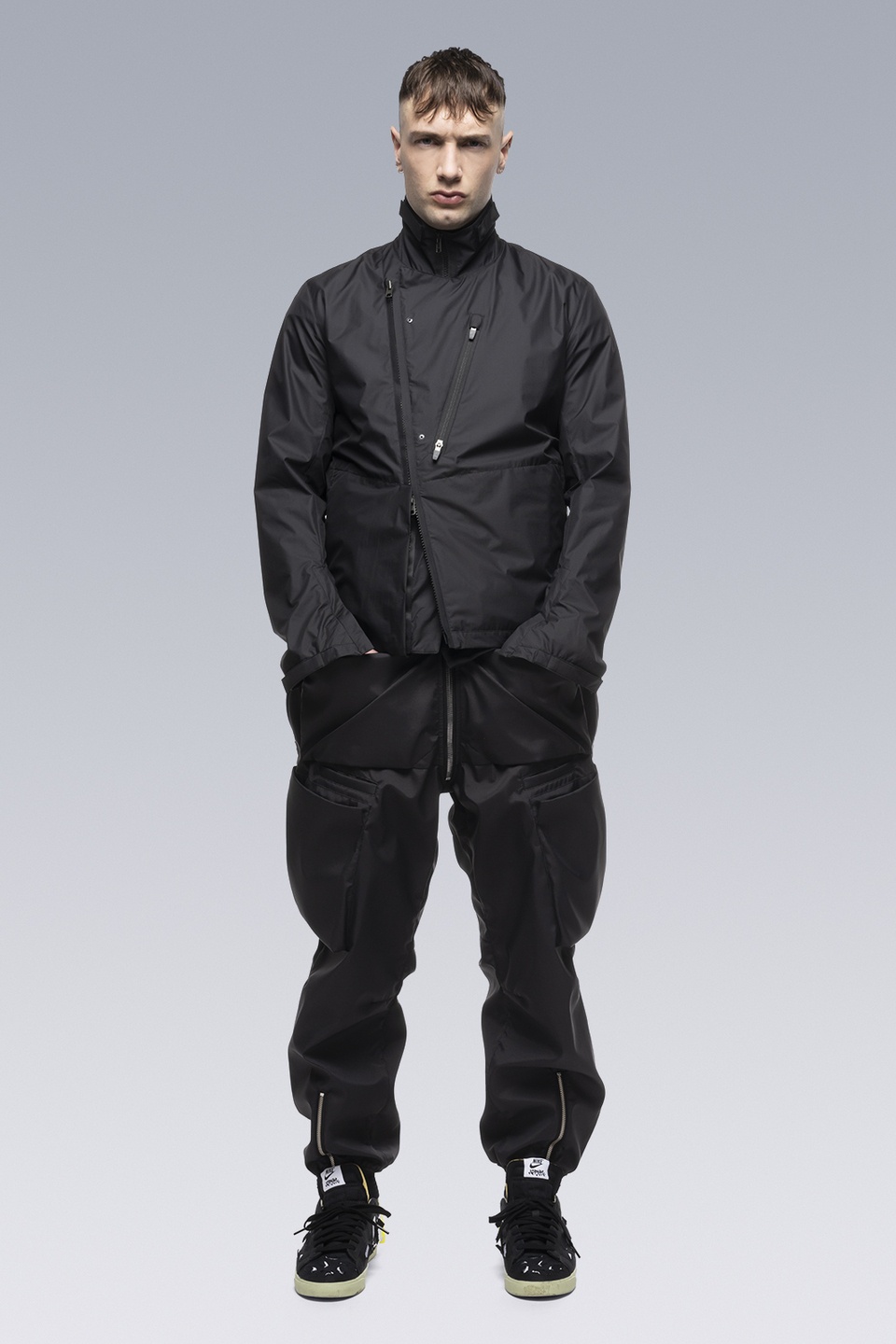 J68-WS 2L Gore-Tex Infinium™ Windstopper® Rider Jacket Black - 11