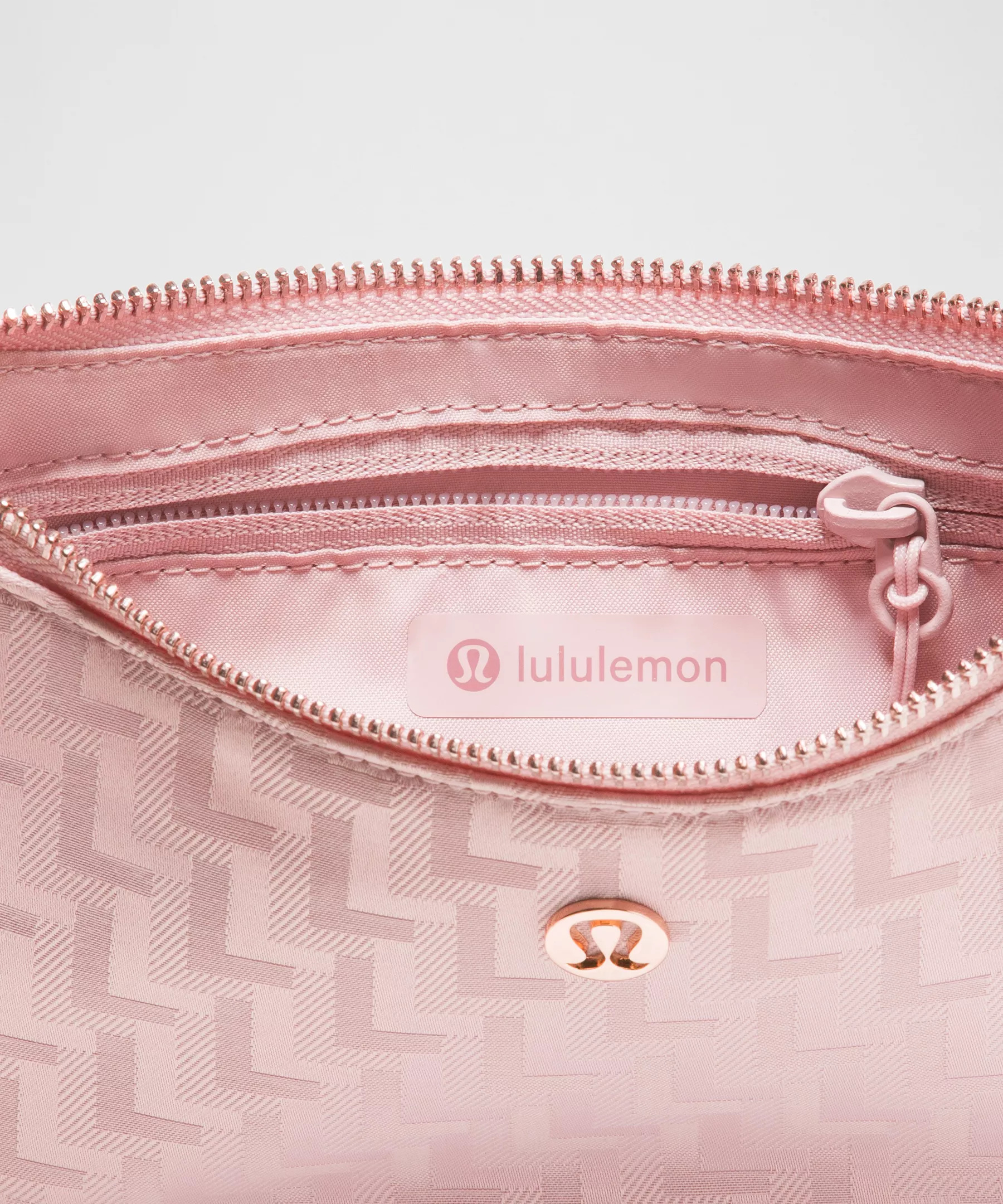 City Essentials Mini Shoulder Bag 1L *L Monogram Jacquard - 5