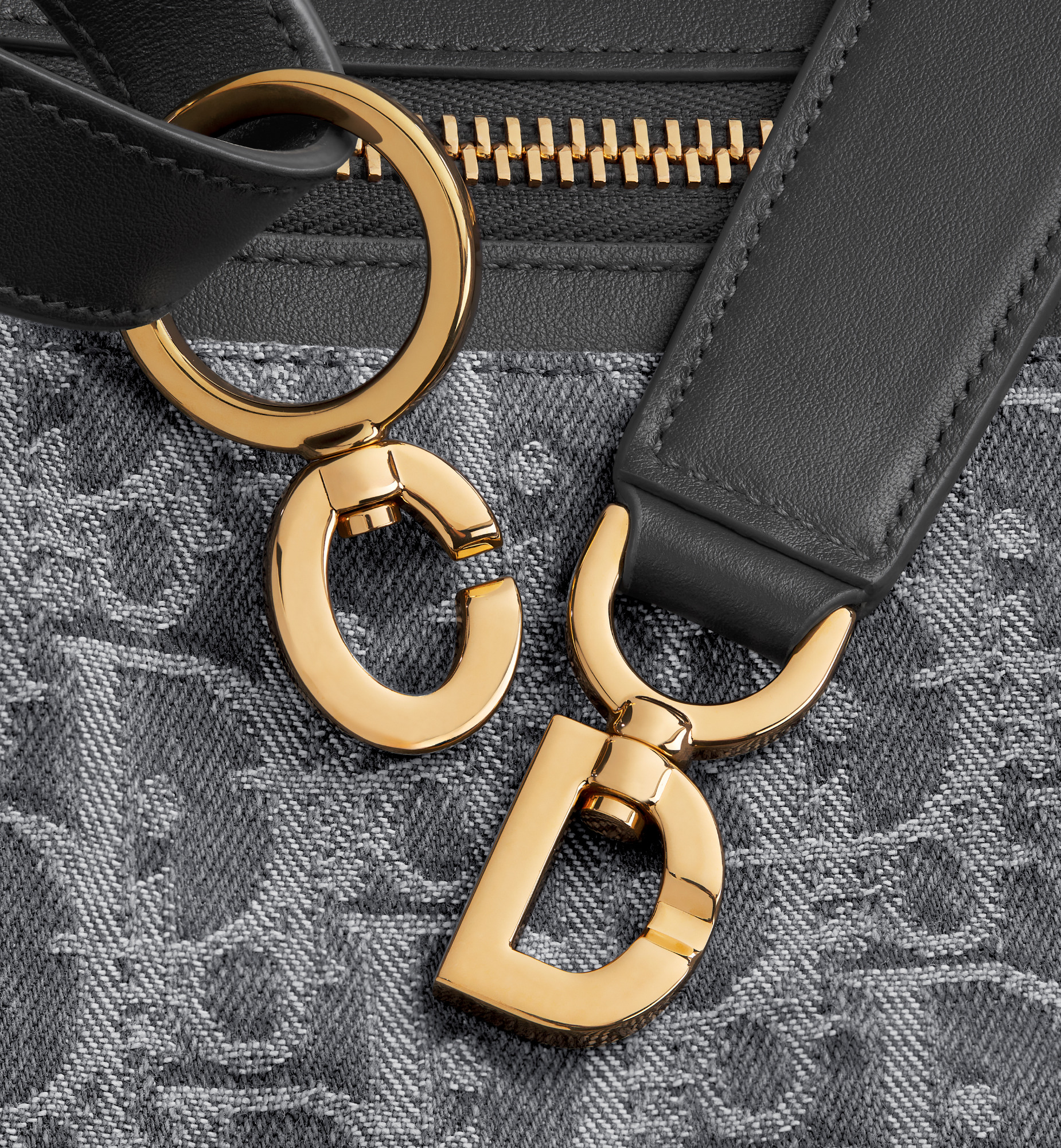 Medium D-Journey Bag - 7