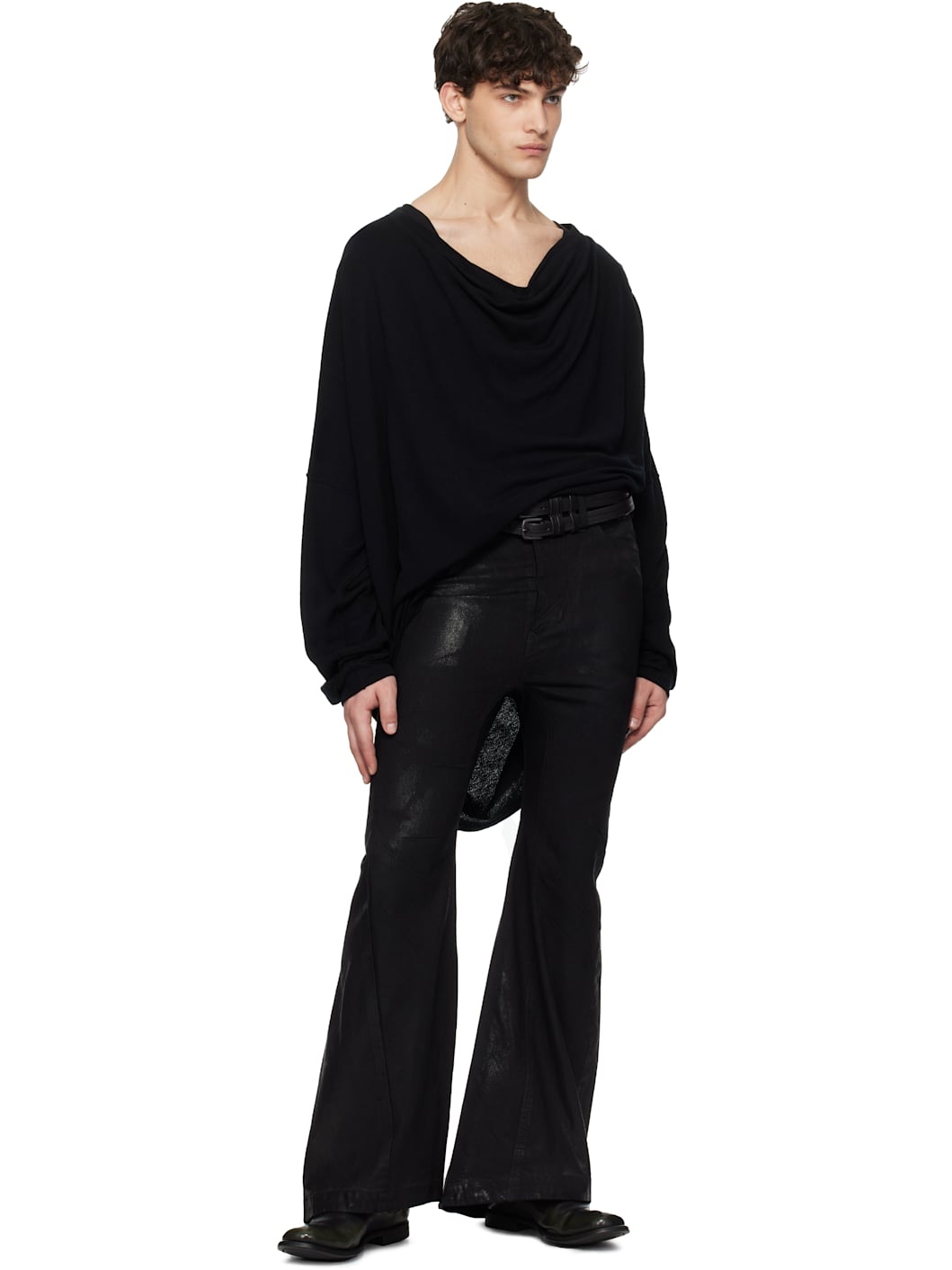 【関税込み】JULIUS ブラック Jet フレアジーンズ Julius Black Flared Jet Jeans | REVERSIBLE