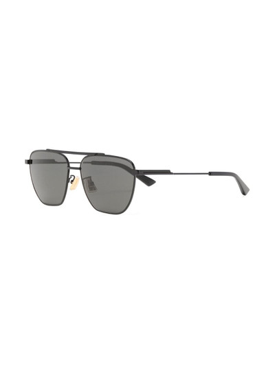 Bottega Veneta pilot-style tinted sunglasses outlook