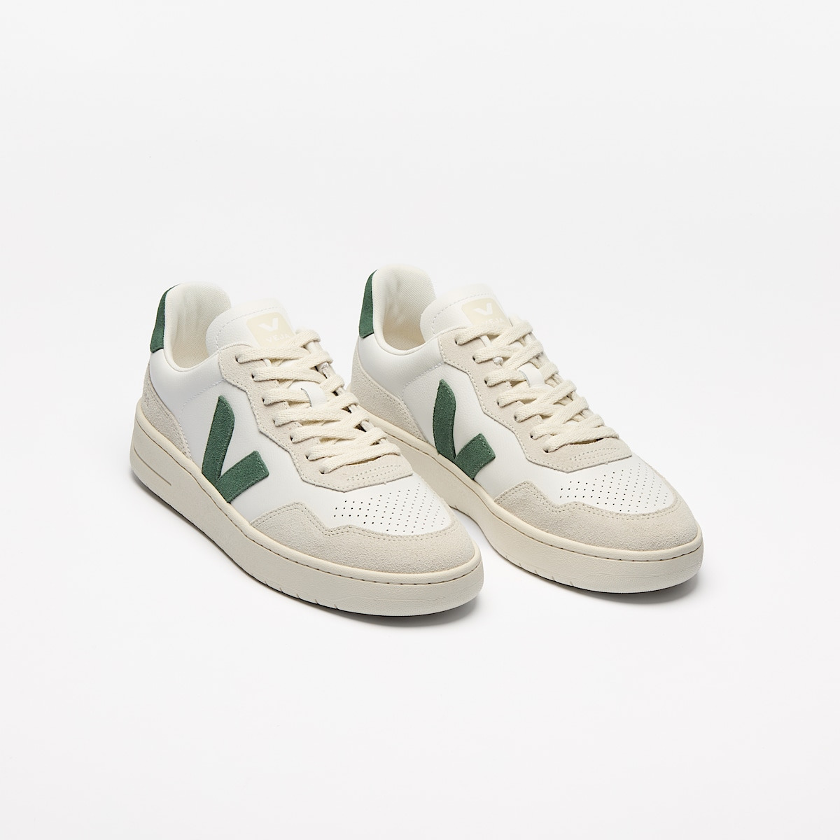 V-90 LEATHER WHITE CYPRUS - 2