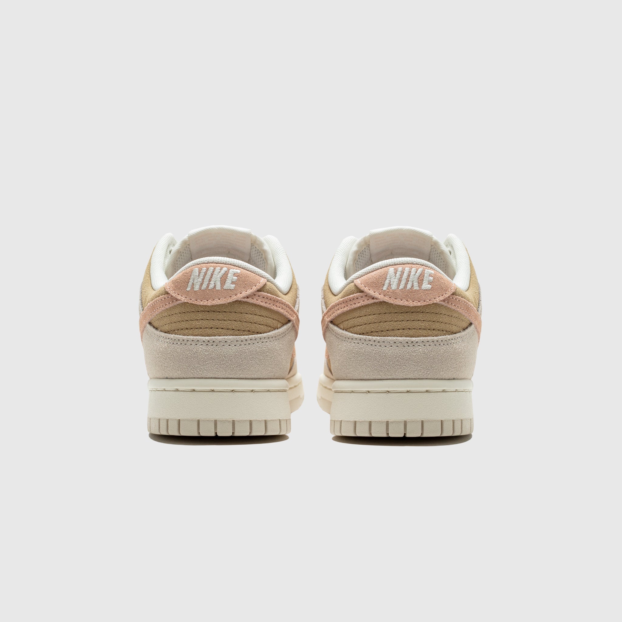 WMNS DUNK LOW "WASHED CORAL" - 4