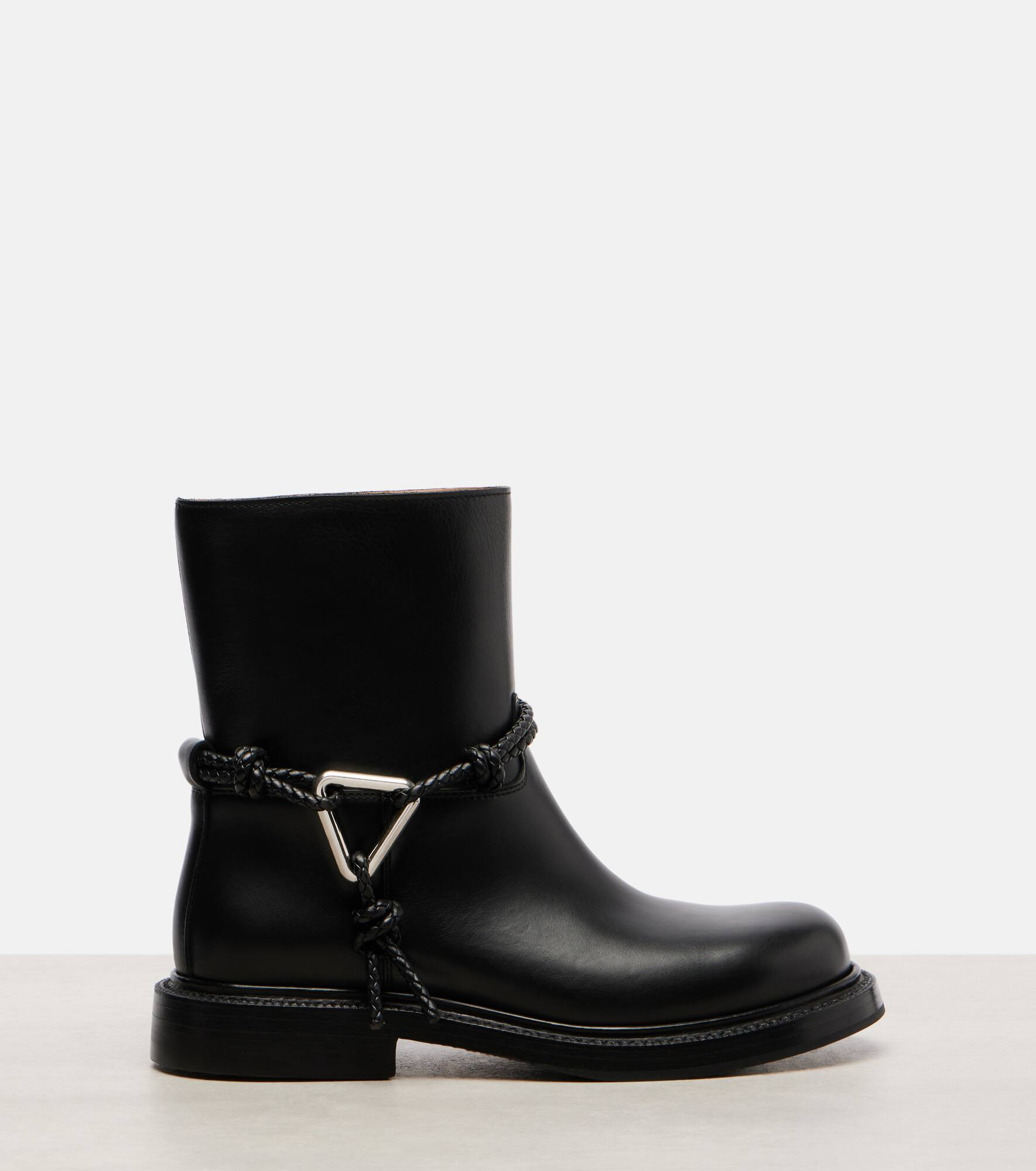Leather ankle boots - 4