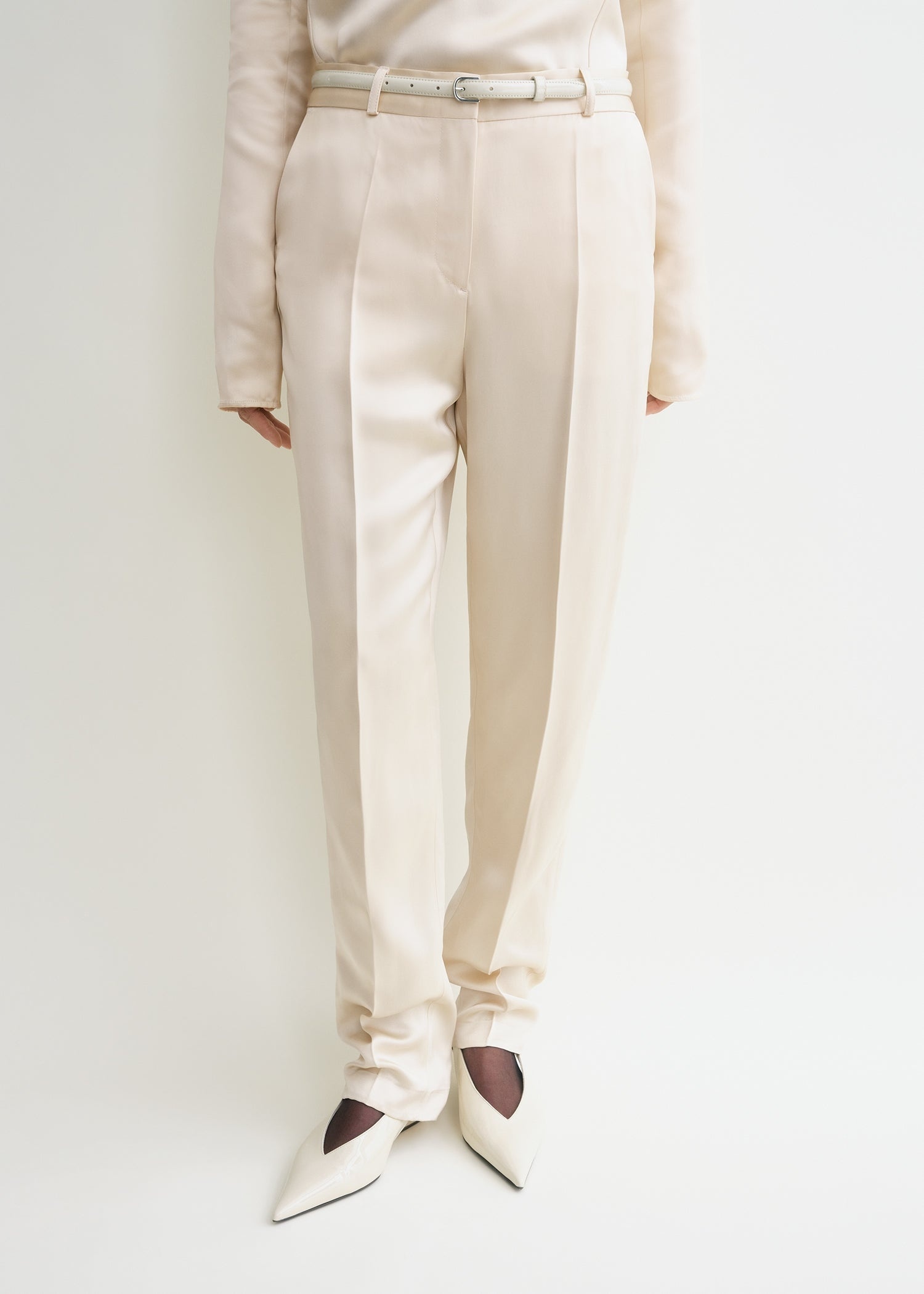 Low-waist satin trousers ecru - 5