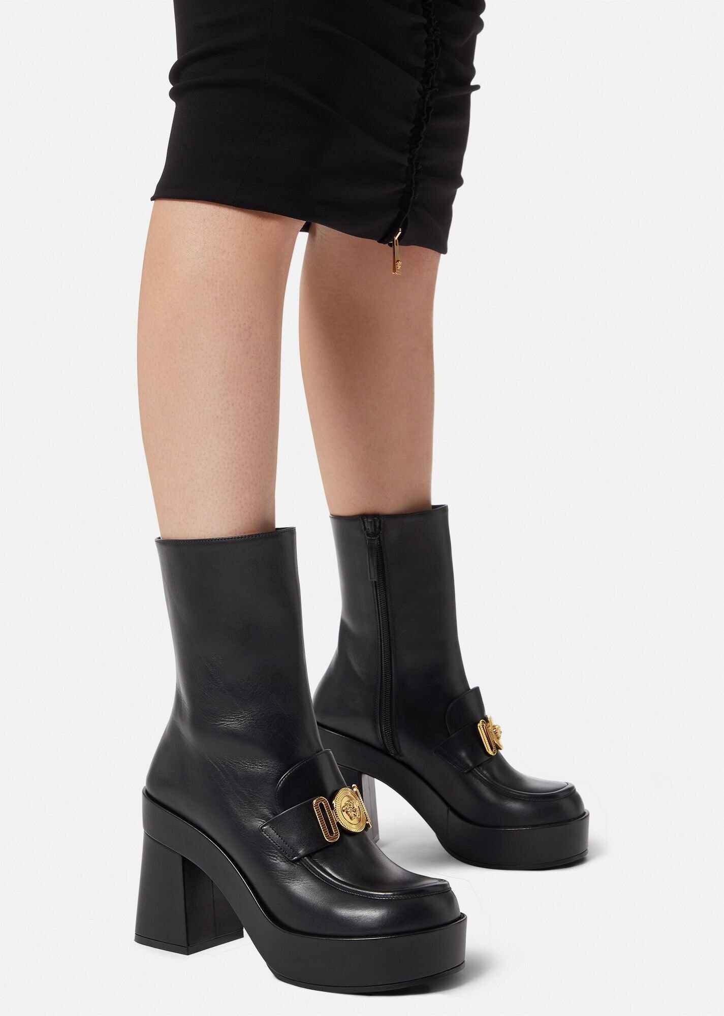 Medusa Biggie Platform Boots - 5