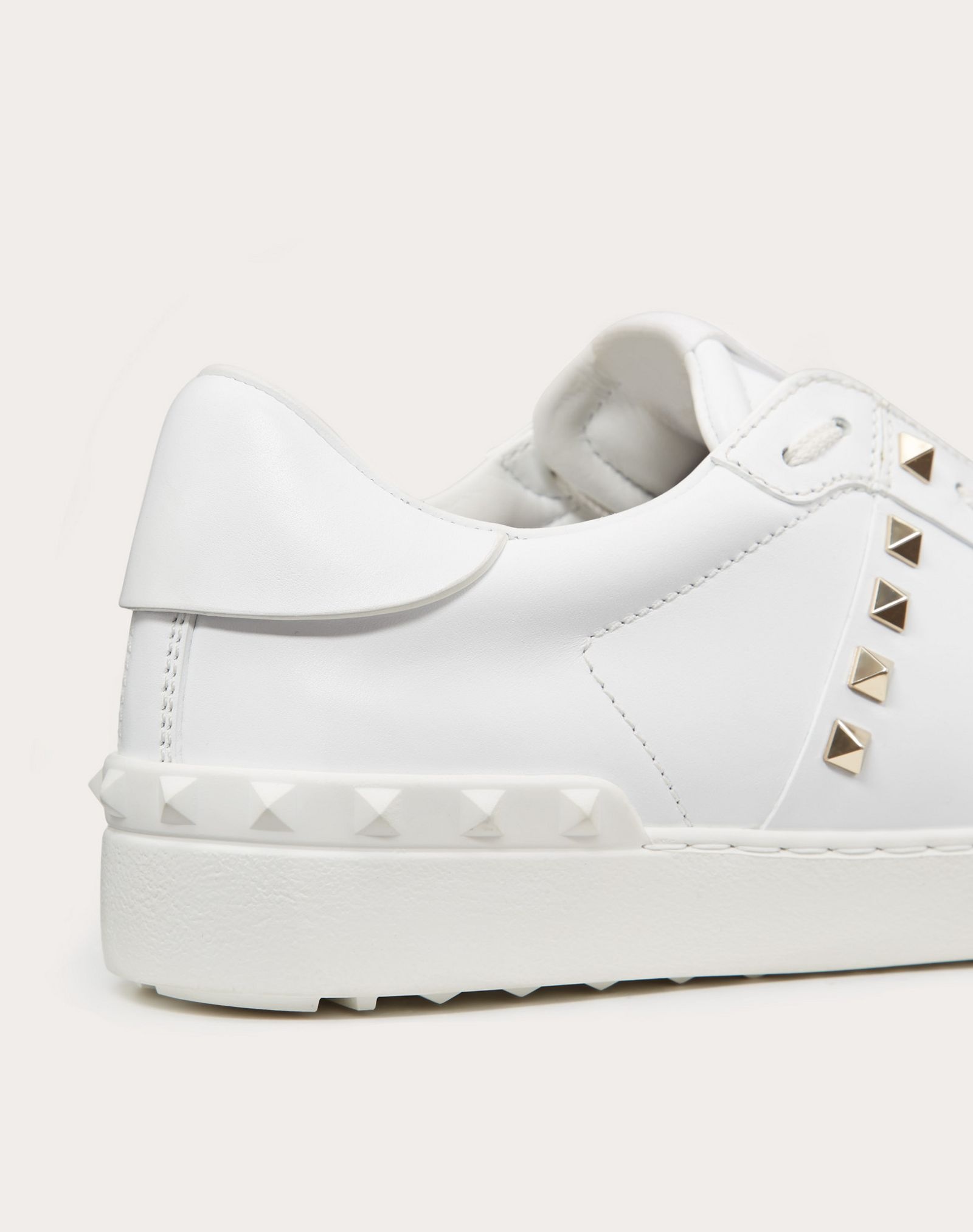 CALFSKIN ROCKSTUD UNTITLED SNEAKER - 5