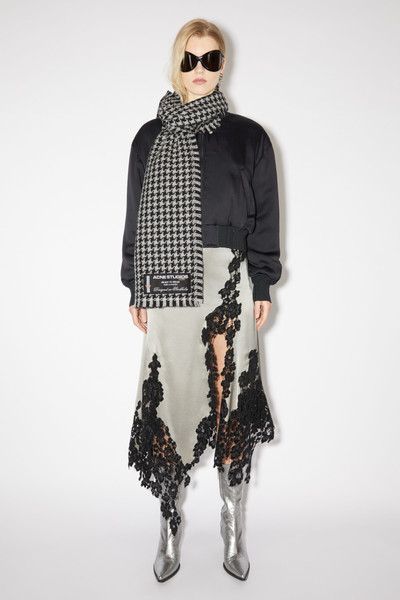 Acne Studios Houndstooth wool scarf - White/black outlook