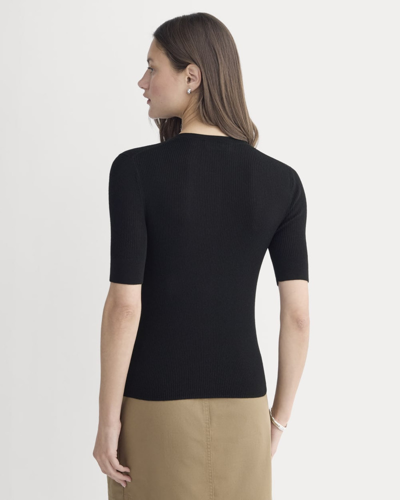 THE SHORT-SLEEVE HENLEY IN ULTRASOFT MERINO 5