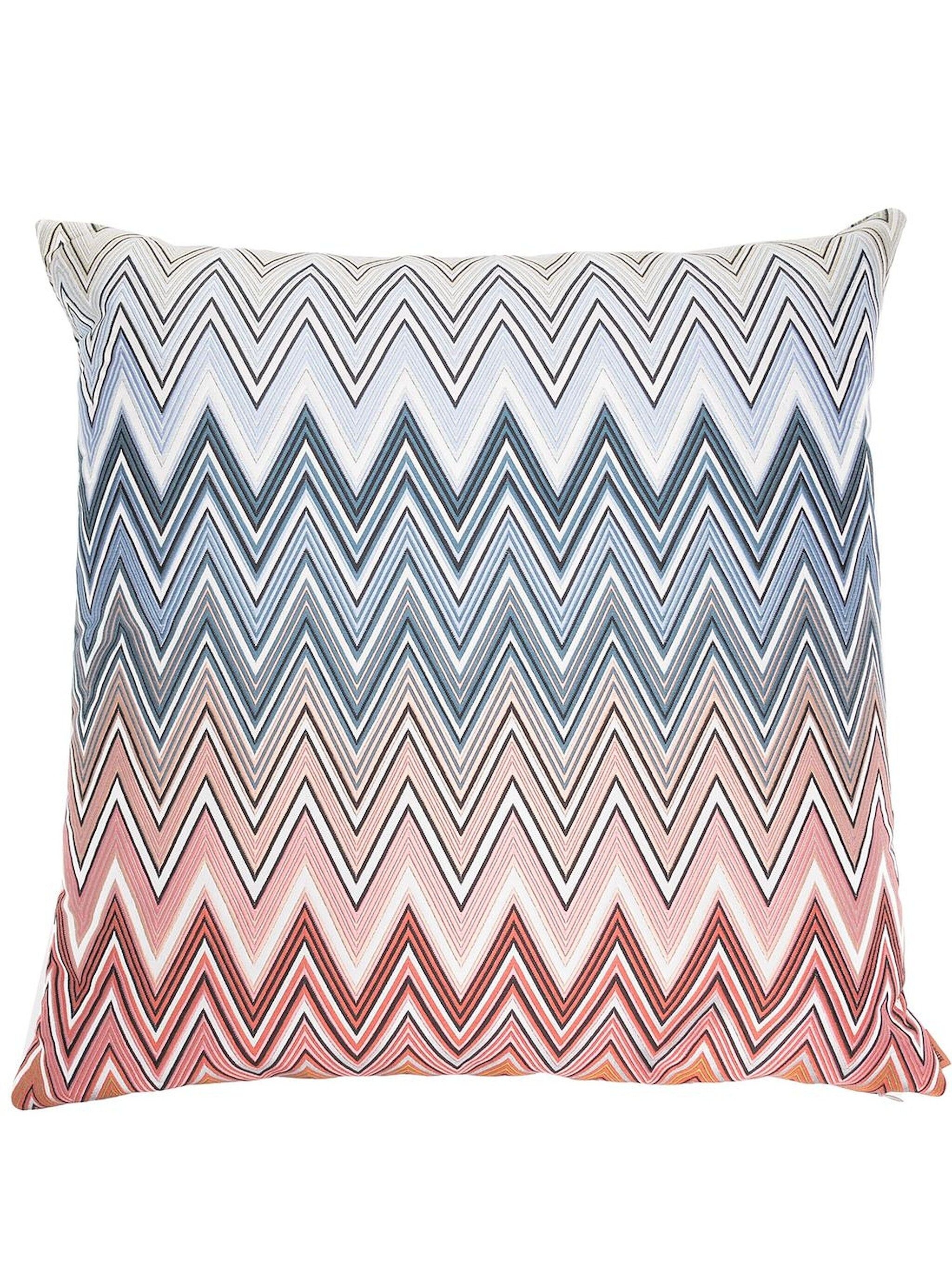 Jarris patterned cushion - 1